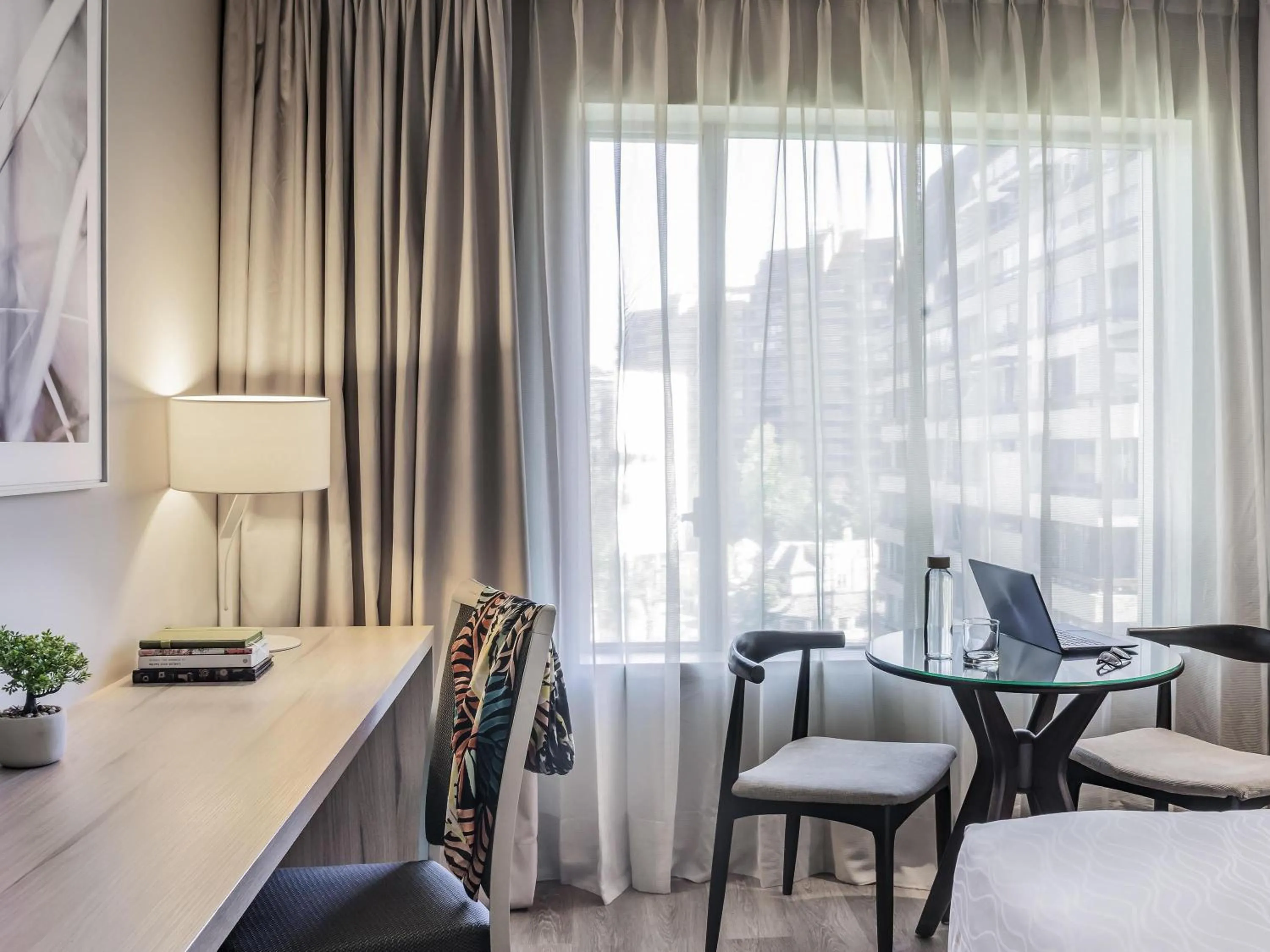 Bedroom in Pullman Santiago Vitacura