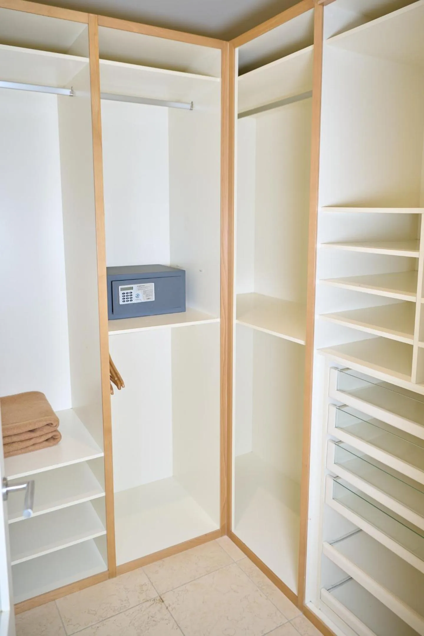 Bedroom in Aparthotel Novo Resort