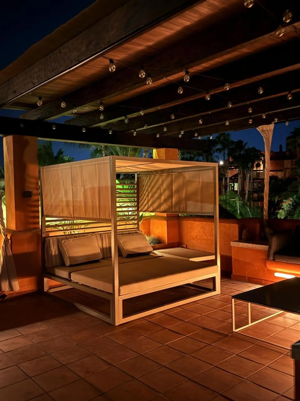 Balcony/Terrace, Bed in Aparthotel Novo Resort