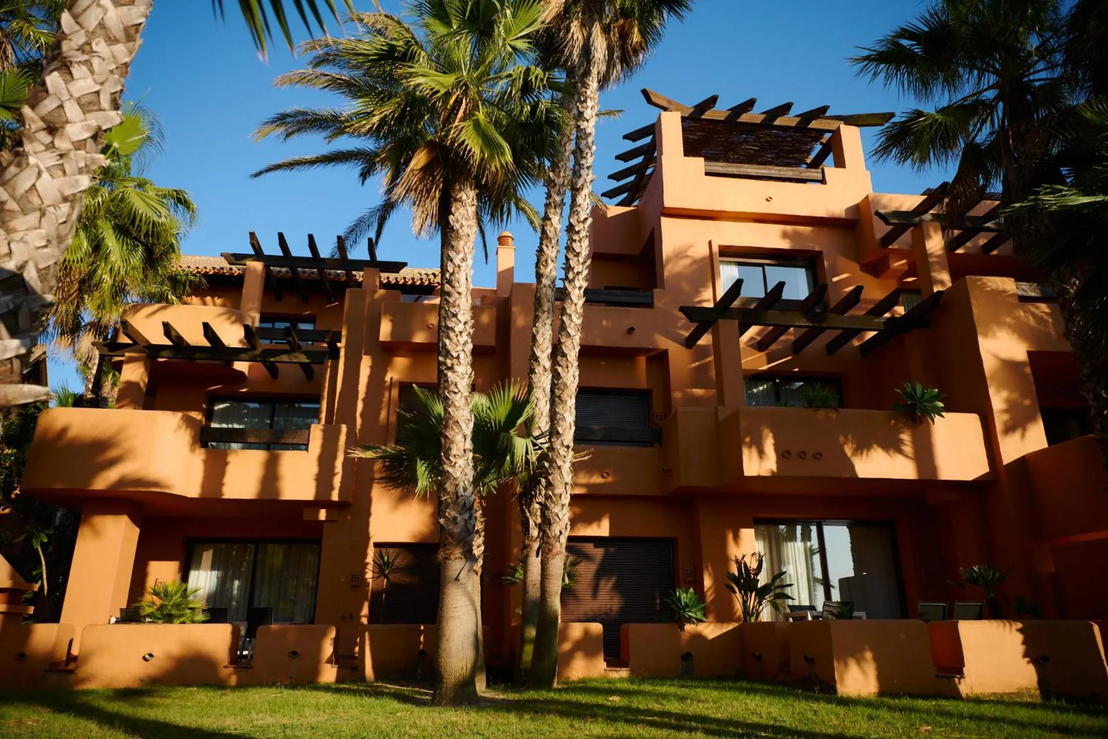 Property building in Aparthotel Novo Resort