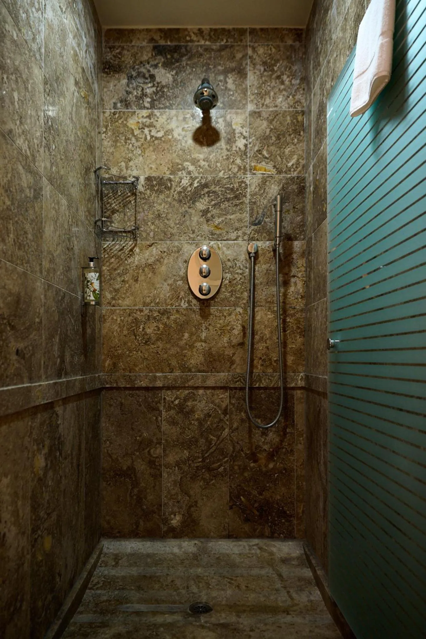 Bathroom in Aparthotel Novo Resort