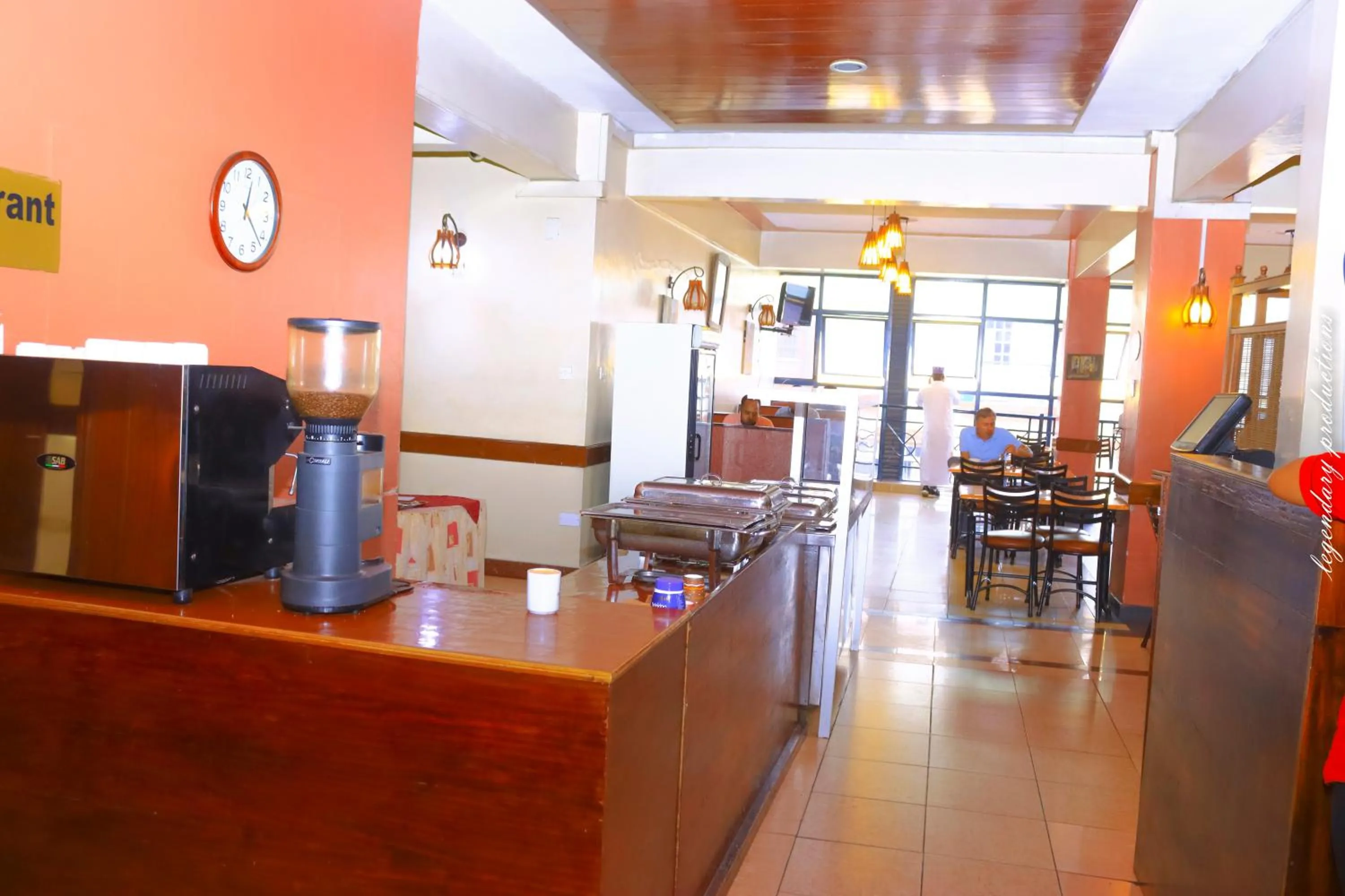 Restaurant/places to eat in Jamia Central Hotel