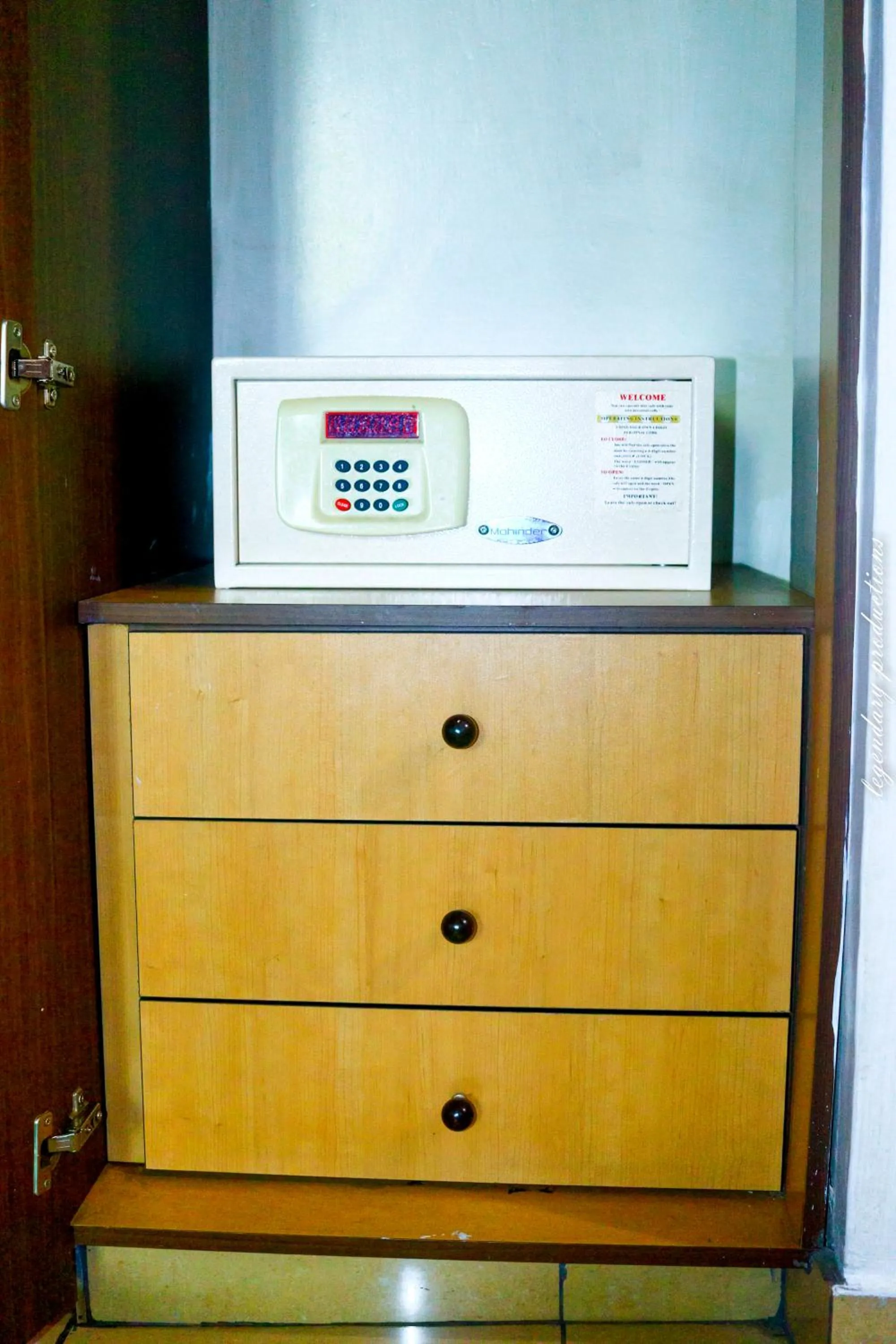 safe in Jamia Central Hotel