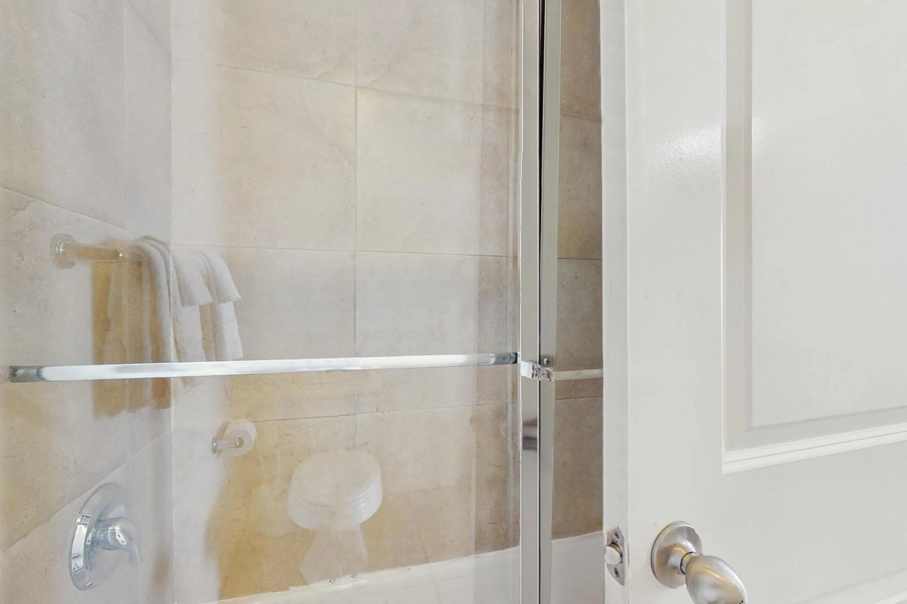 Las Marinas Condominiums 405