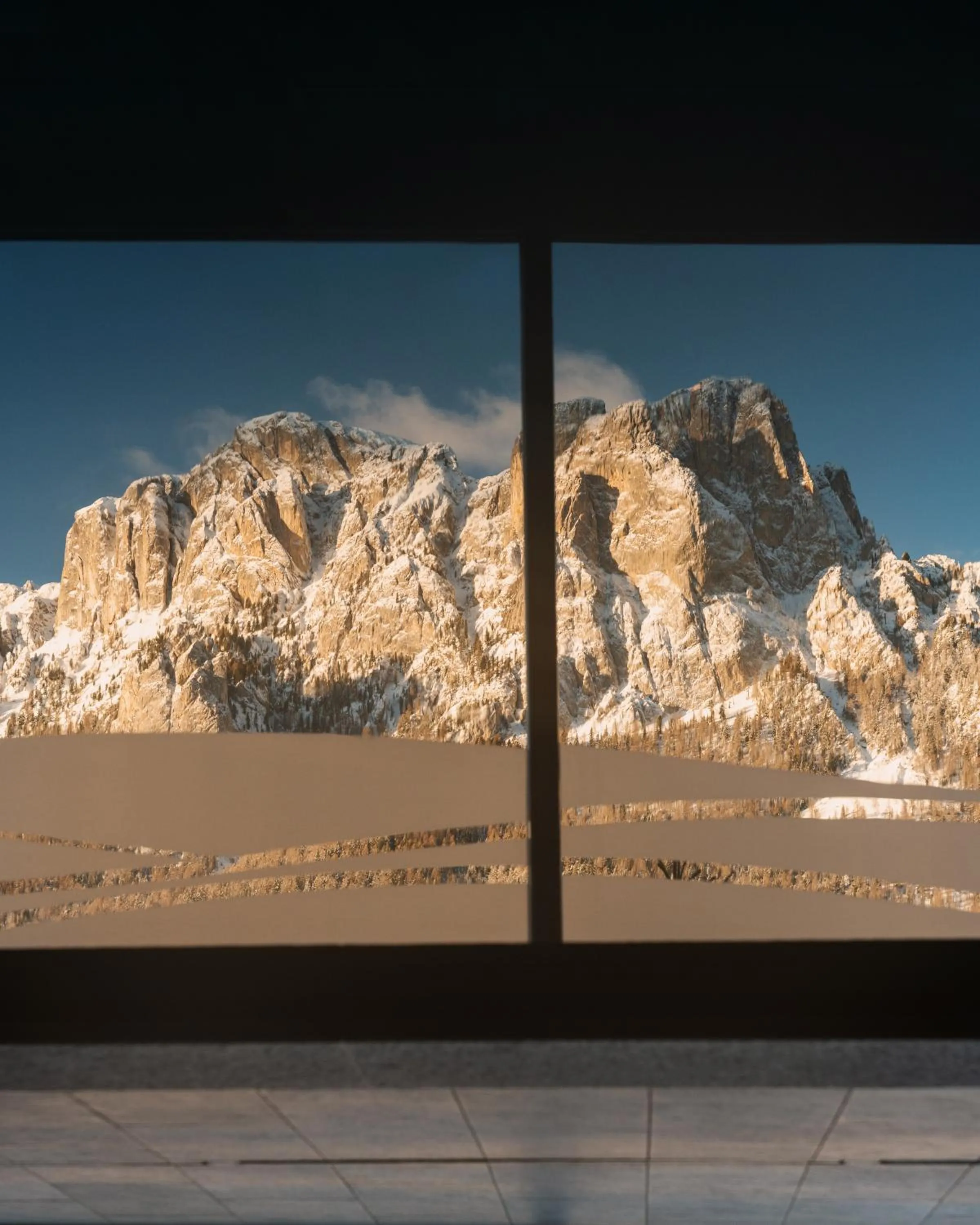 Swimming pool in Design & Suite Hotel Ciarnadoi