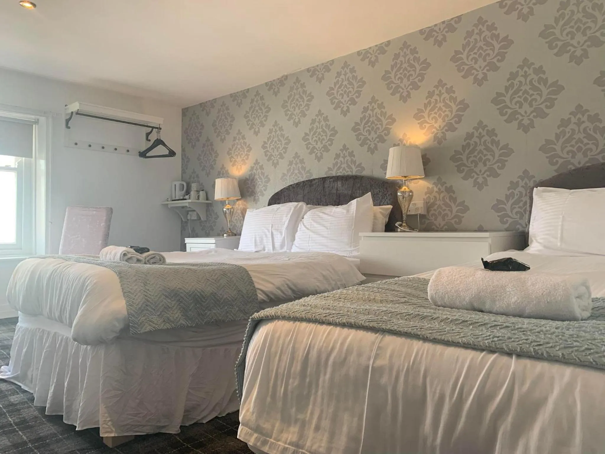 Bed in The Jubilee Hotel East - with NEWLY REFURBISHED SPA FACILITIES - GAMESPIT - AND SMOKEHOUSE