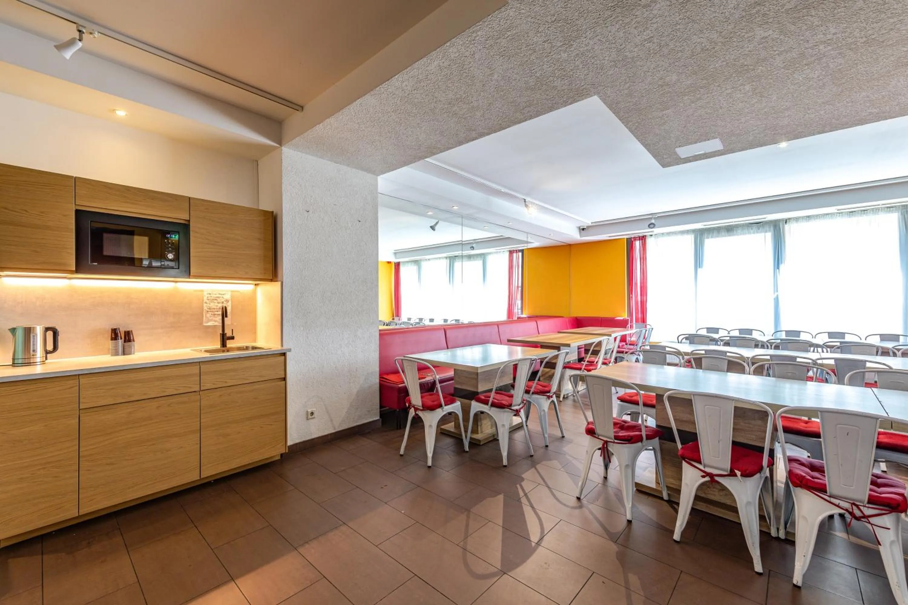 Dining area in A&T Hotel & Hostel