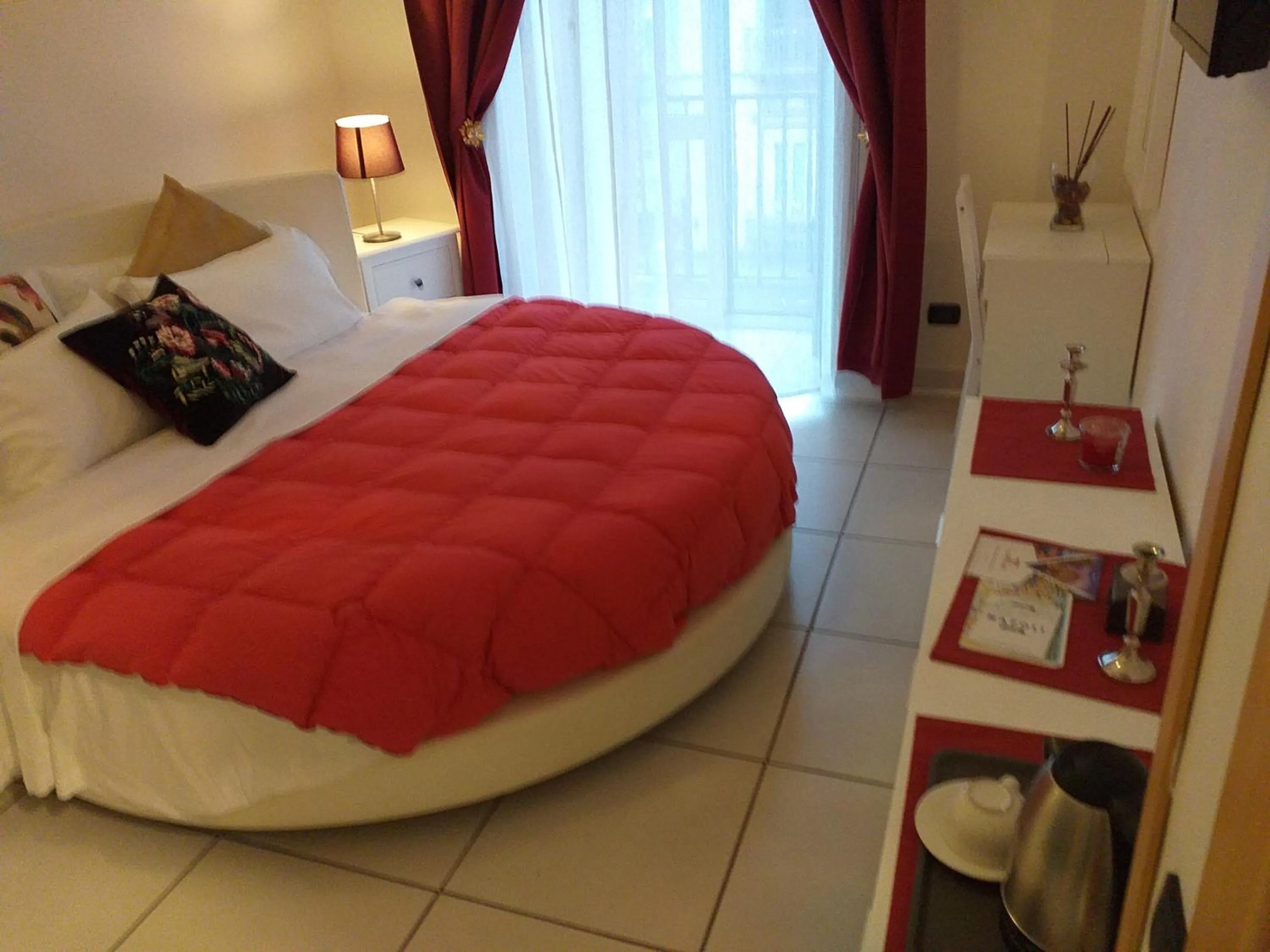 Photo of the whole room, Bed in BeB PANTAREI