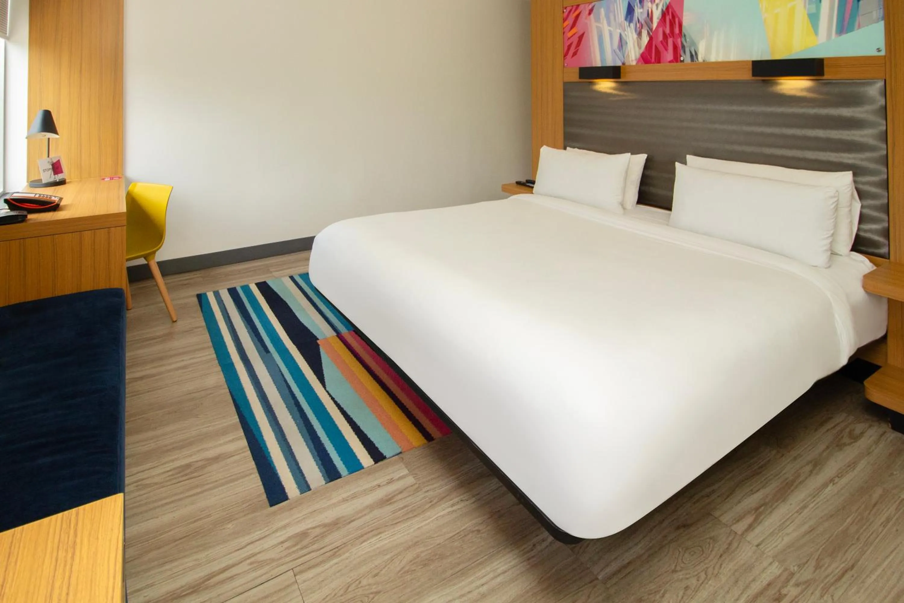 Bed in Aloft Miami Doral