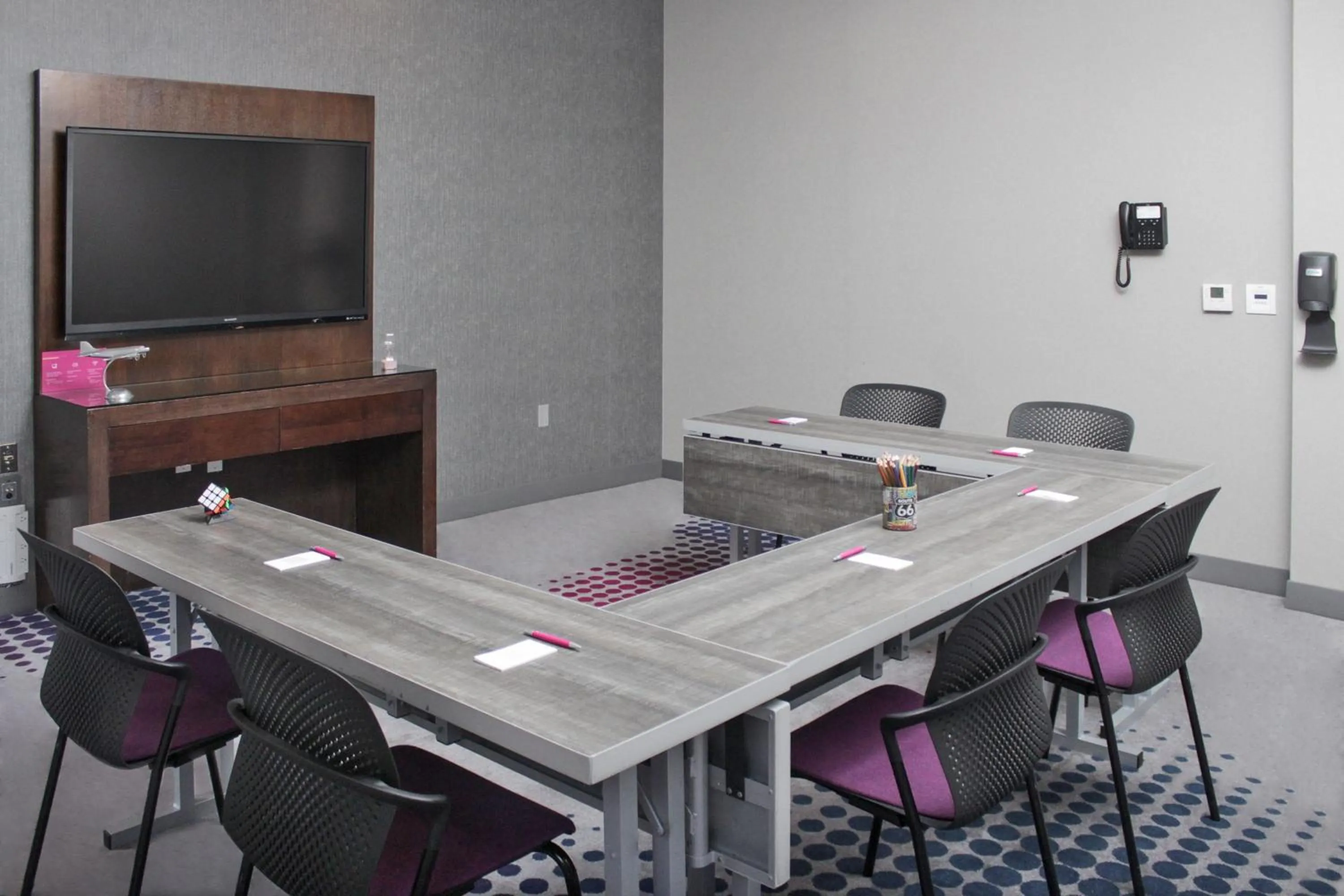 Meeting/conference room in Aloft Miami Doral