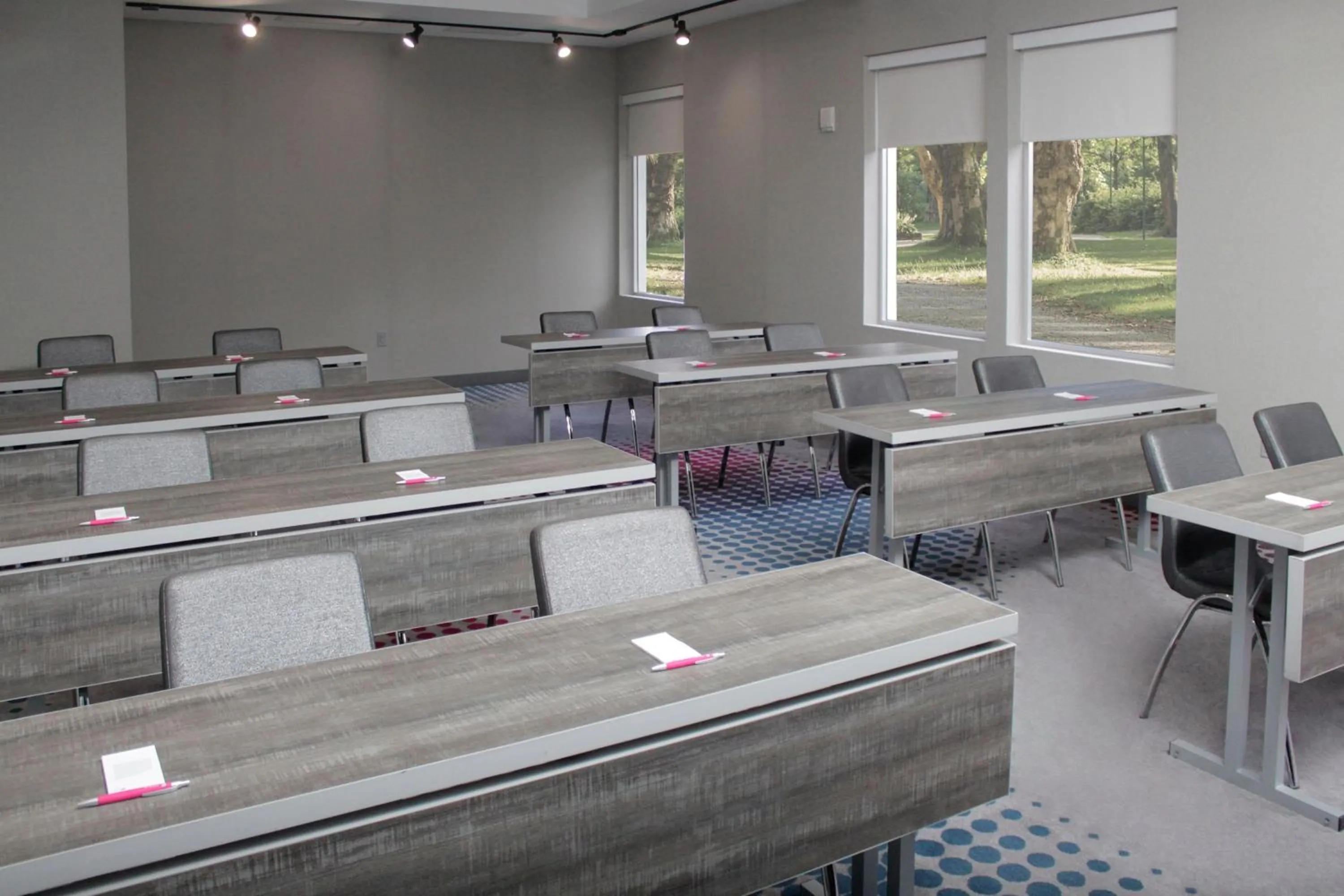 Meeting/conference room in Aloft Miami Doral