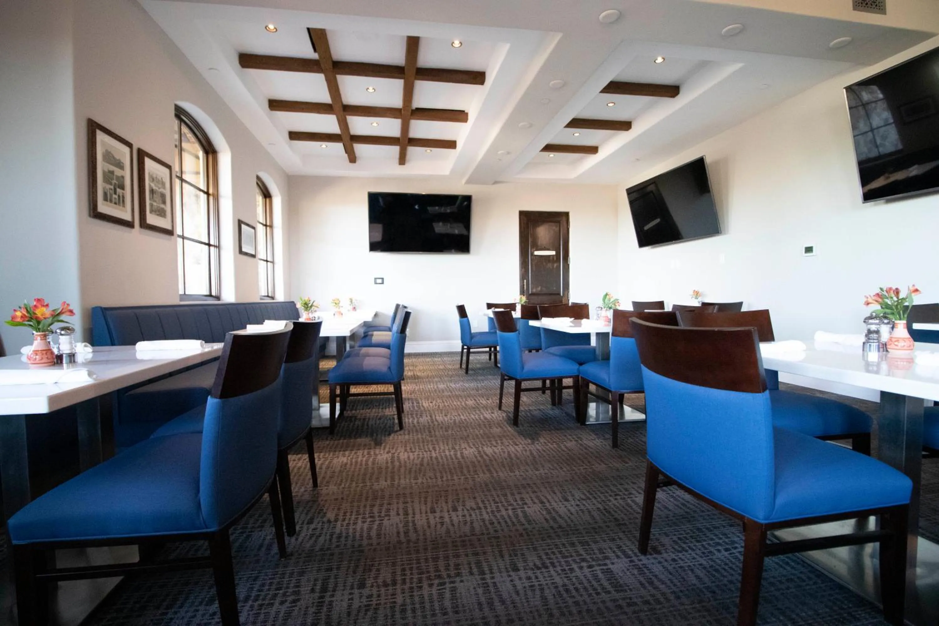 Restaurant/places to eat in Siena at Bella Collina