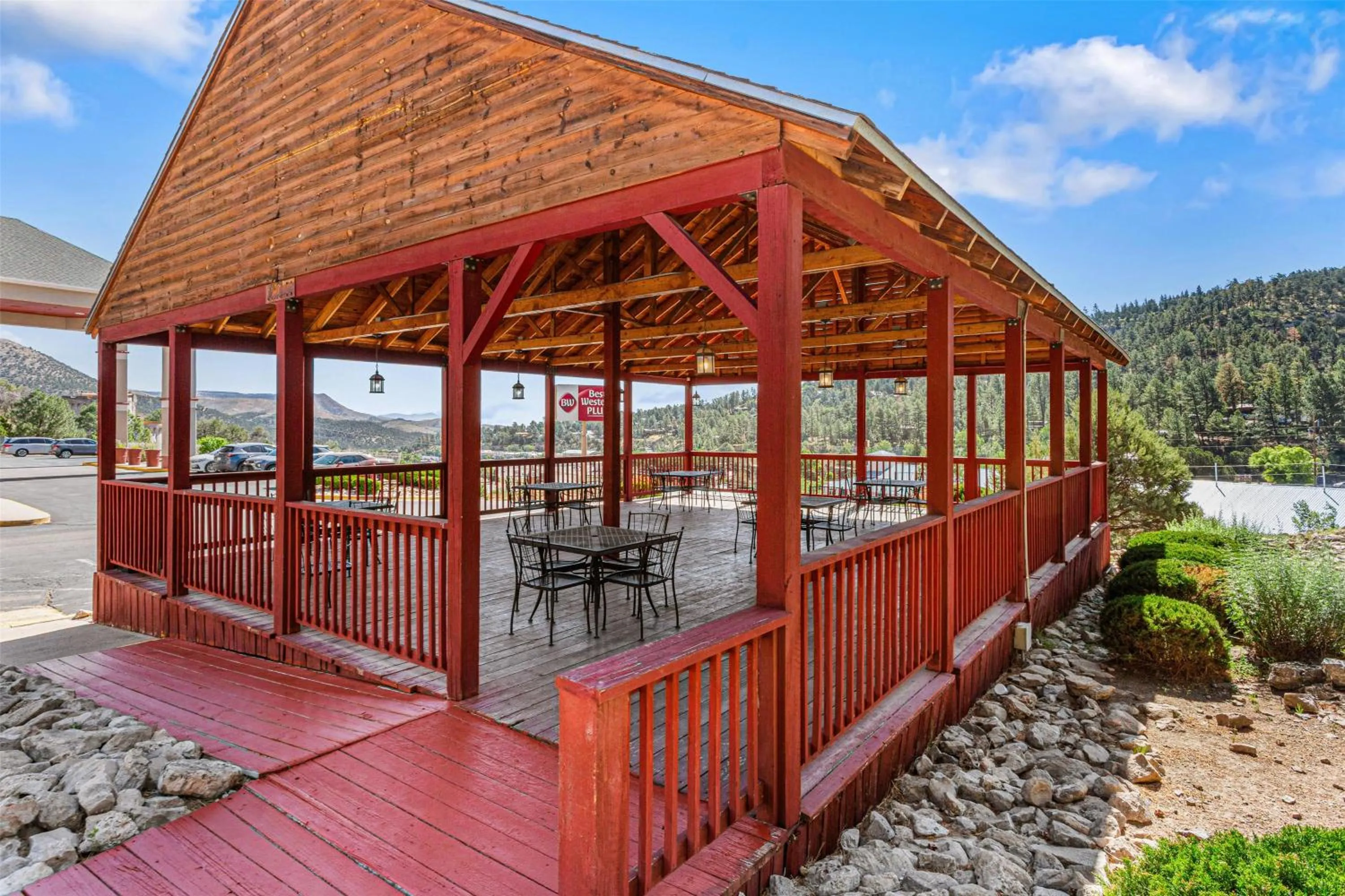 Property building in Best Western Plus Ruidoso Inn