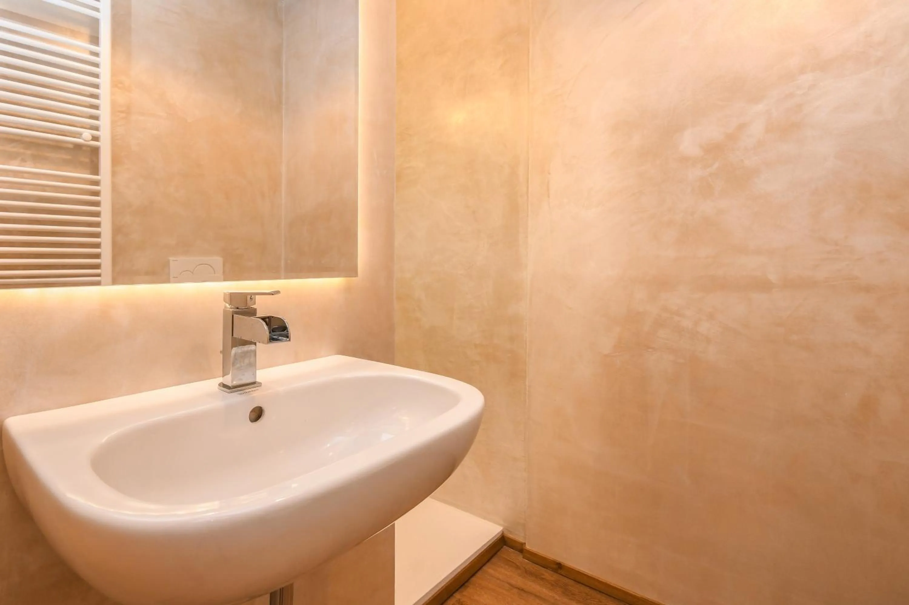 Property building in Luxury Suite Sirmione