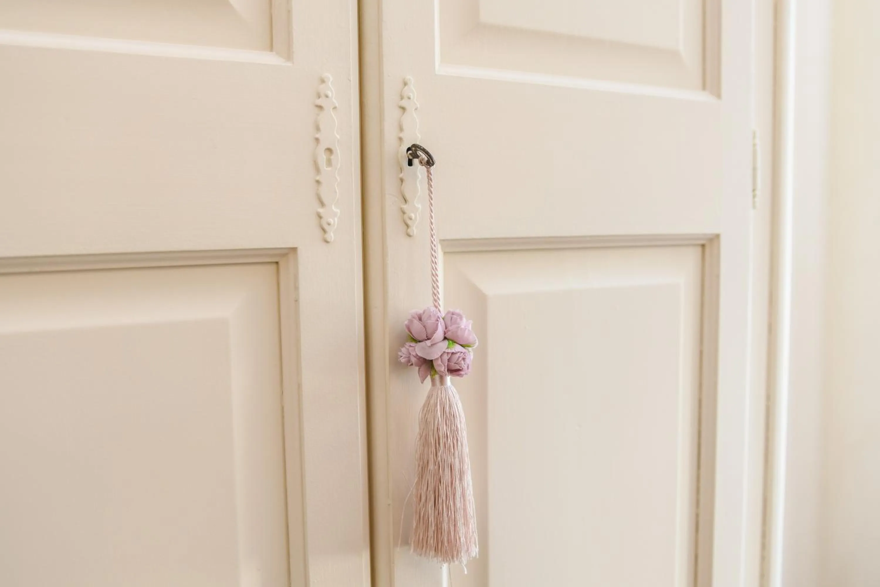 Property building in Luxury Suite Sirmione