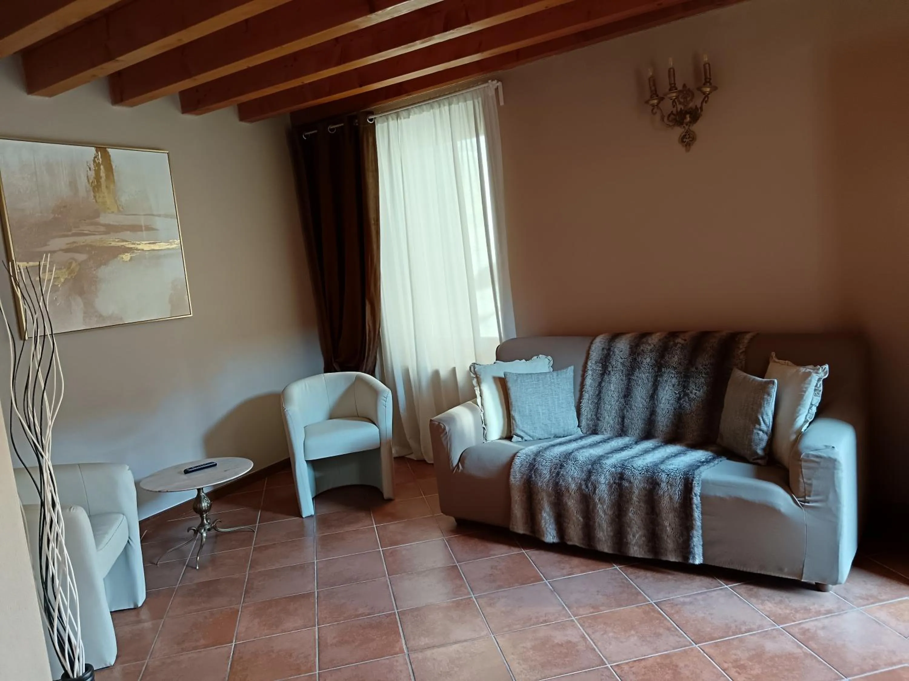 Living room in Luxury Suite Sirmione