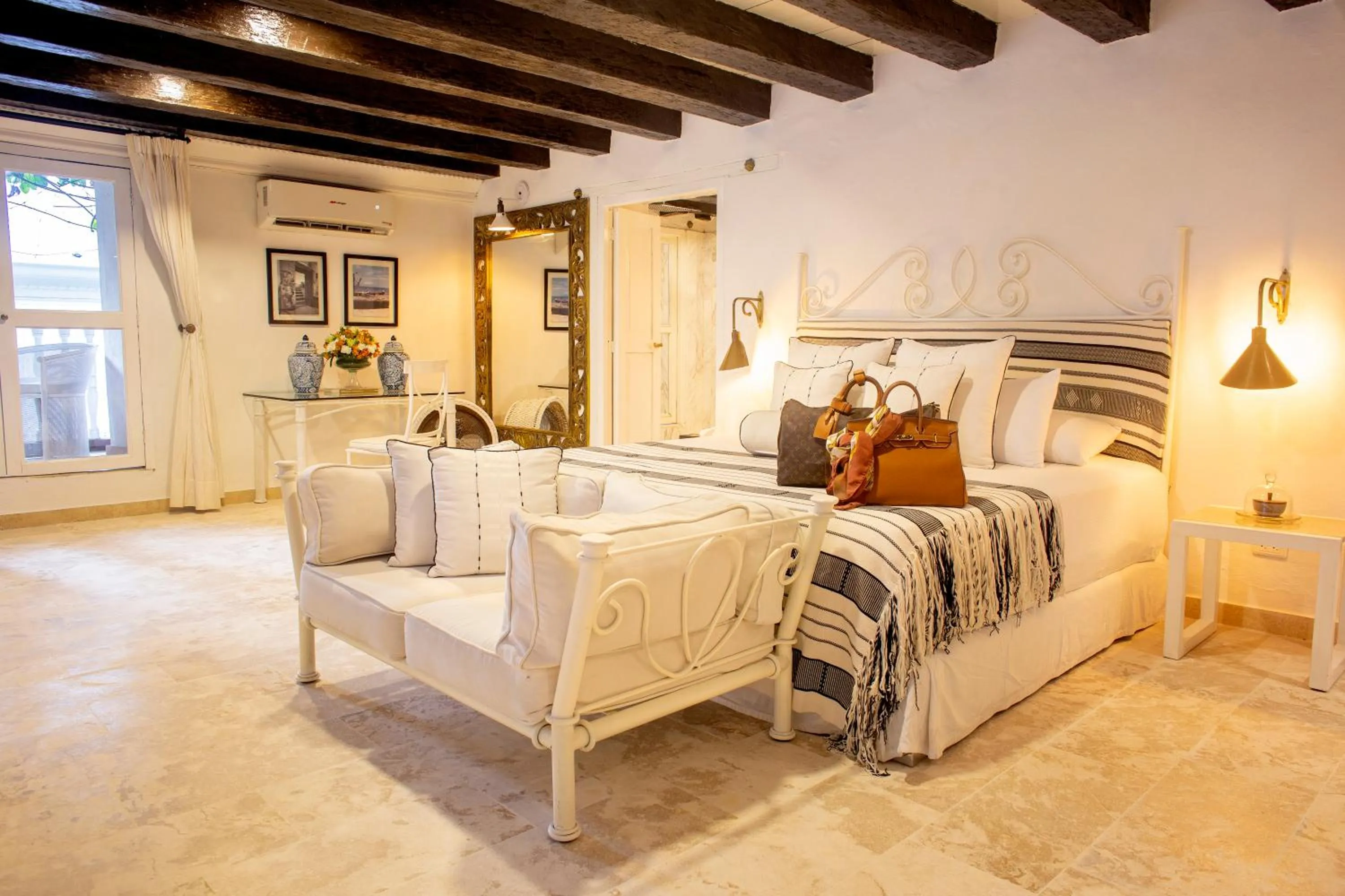 Bed in Leones de Alba Hotel Boutique