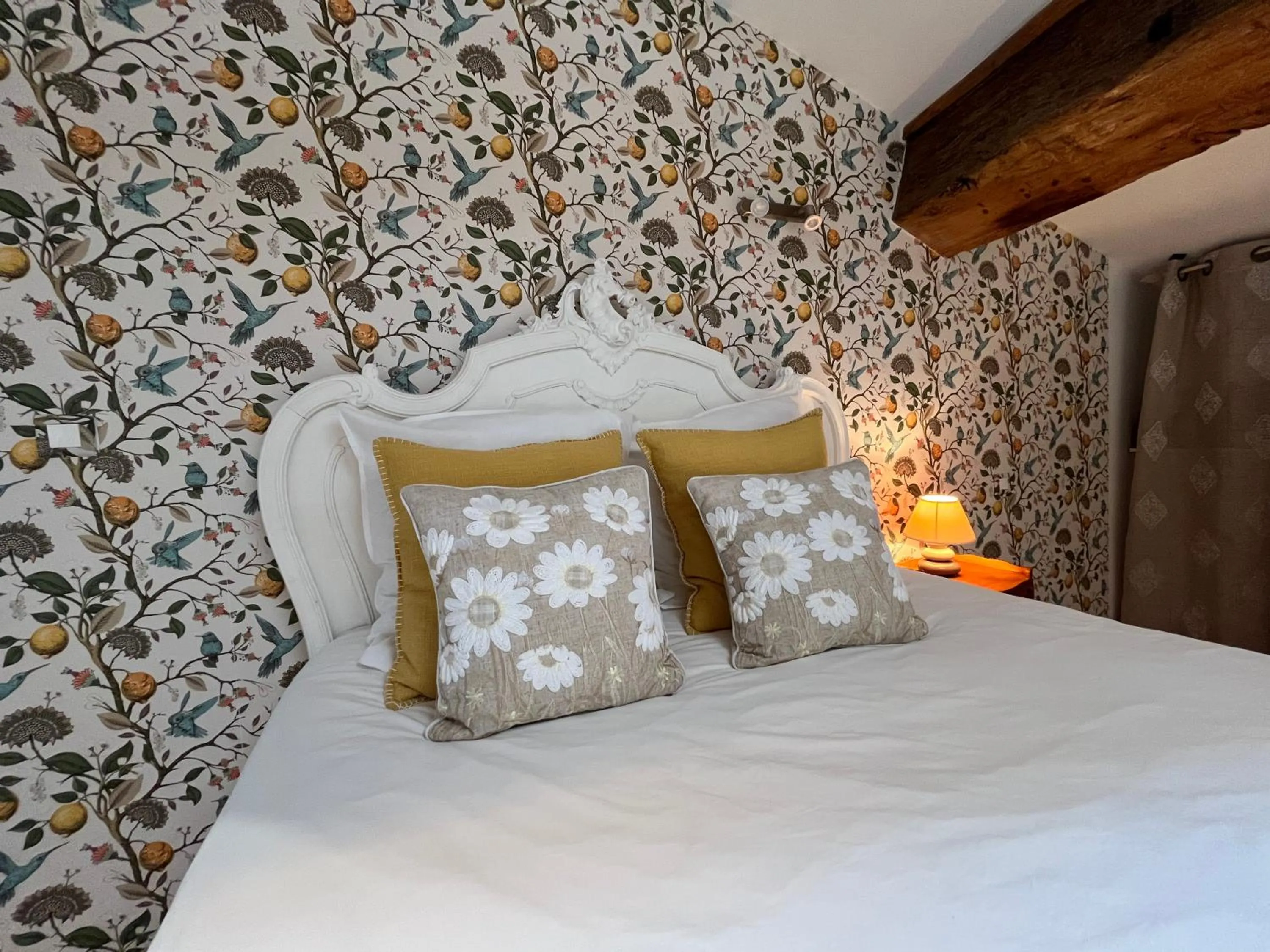 Bed in Les Bruyeres Chambres dhotes et Gite