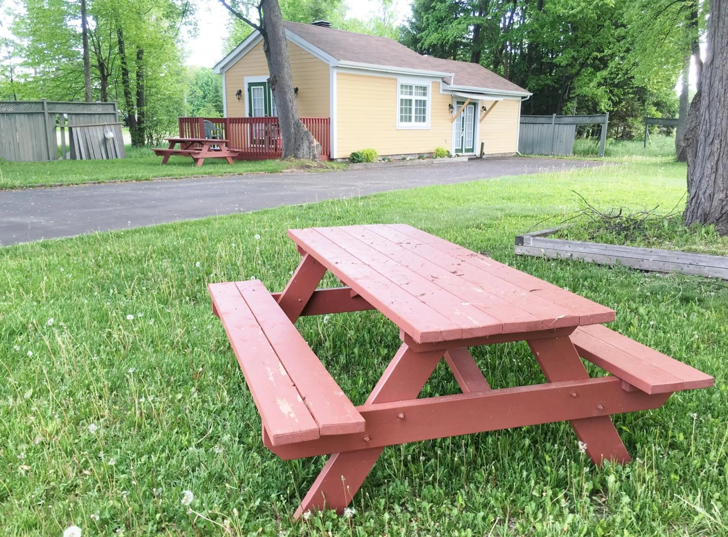Property building in North Bay Inn
