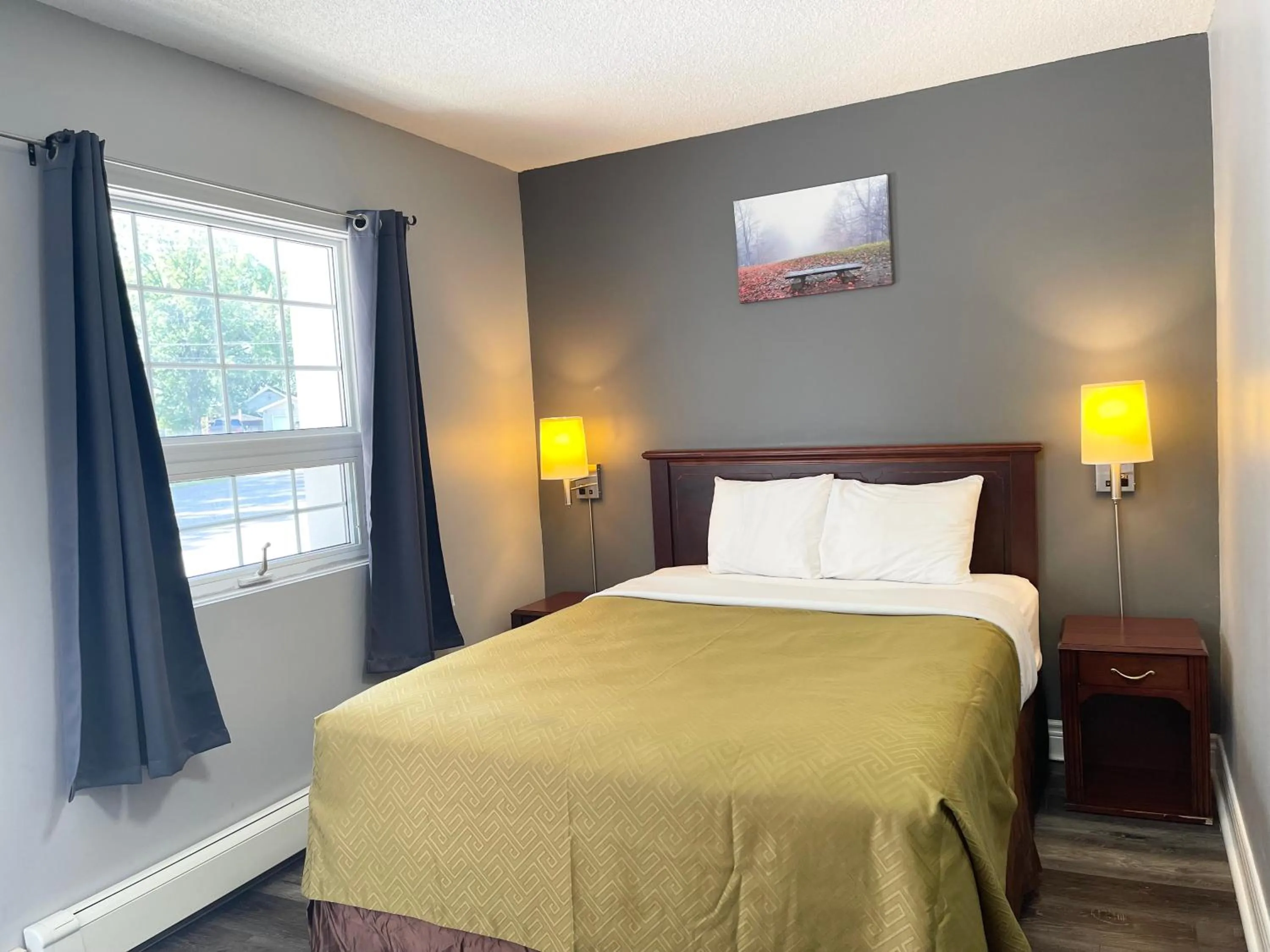 Bed in North Bay Inn