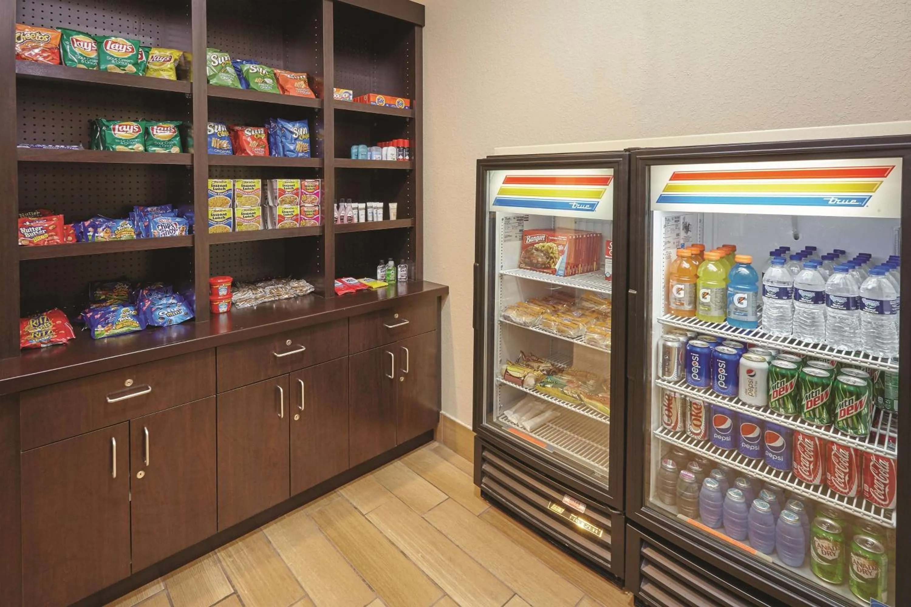 On-site shops in La Quinta by Wyndham South Bend