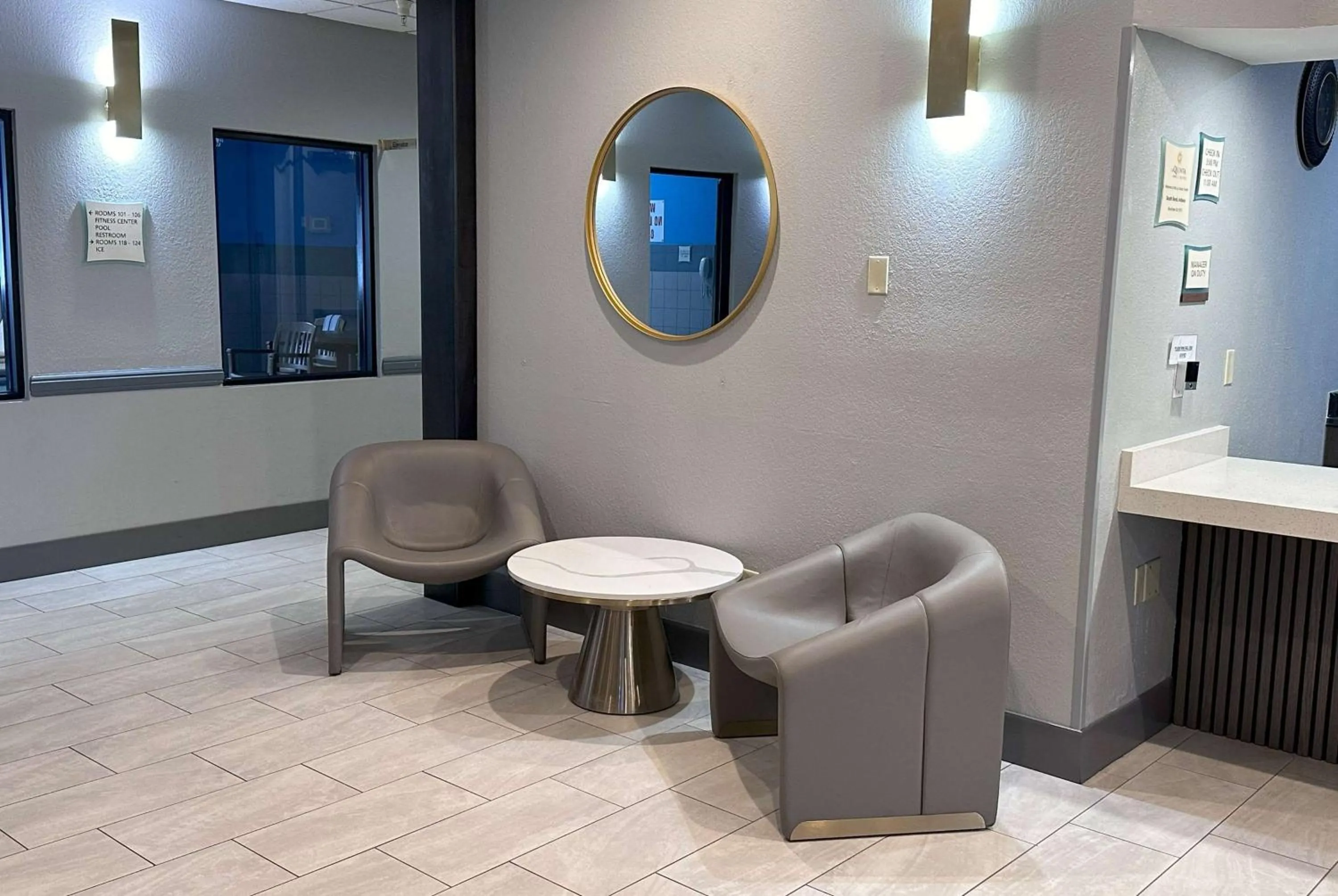 Lobby or reception in La Quinta by Wyndham South Bend