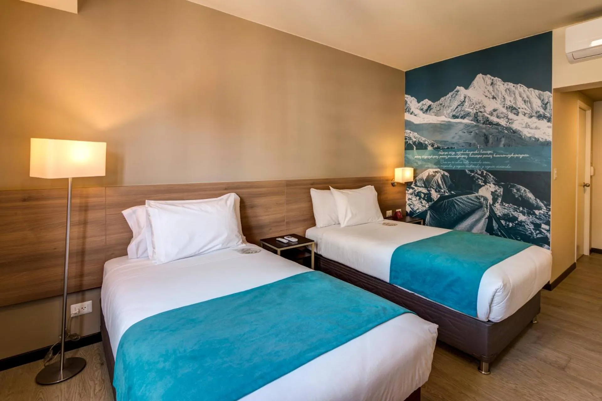 Bed in Arawi Miraflores Express