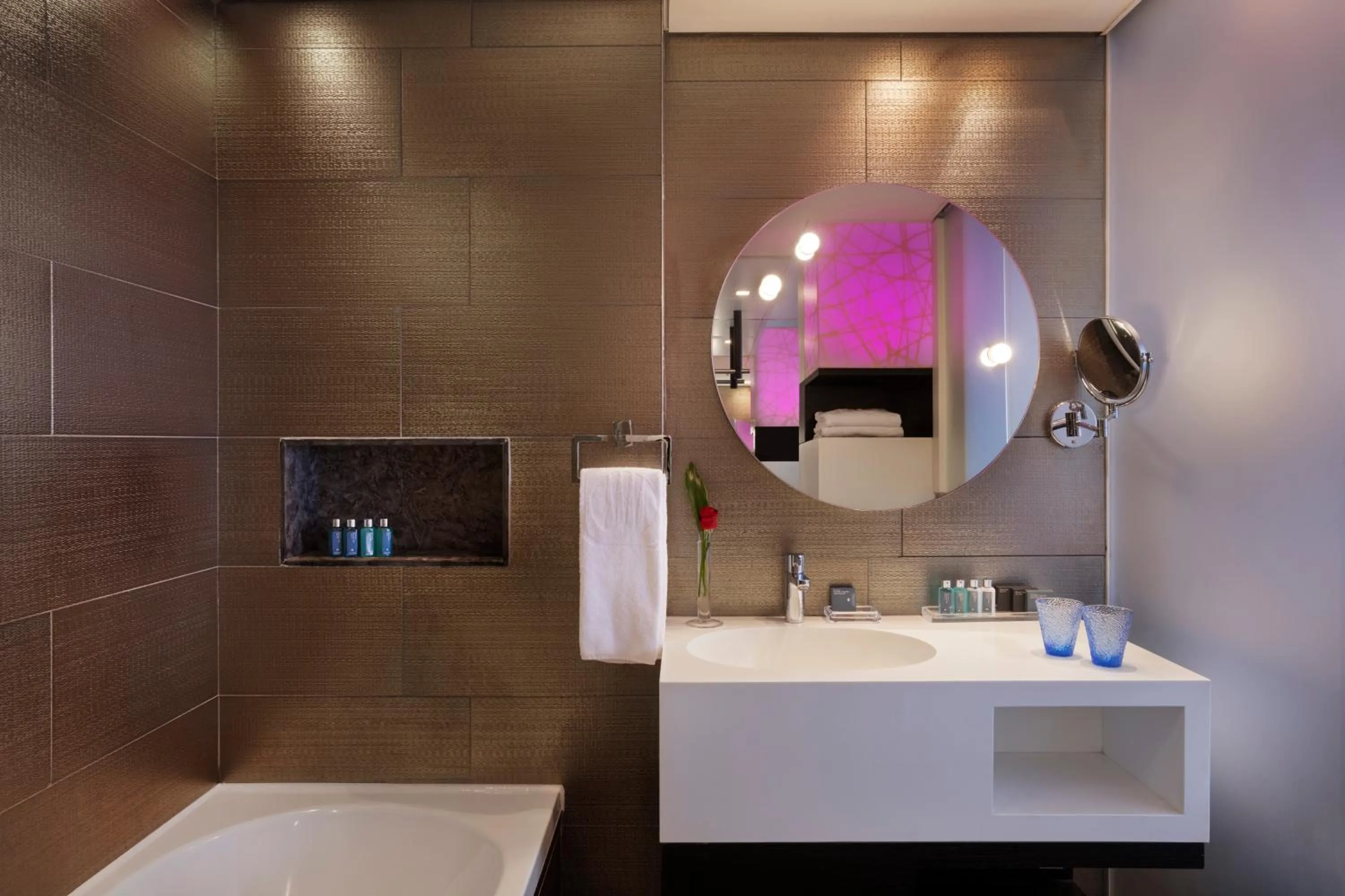 Toilet in Royal Beach Hotel Tel Aviv by Isrotel Exclusive