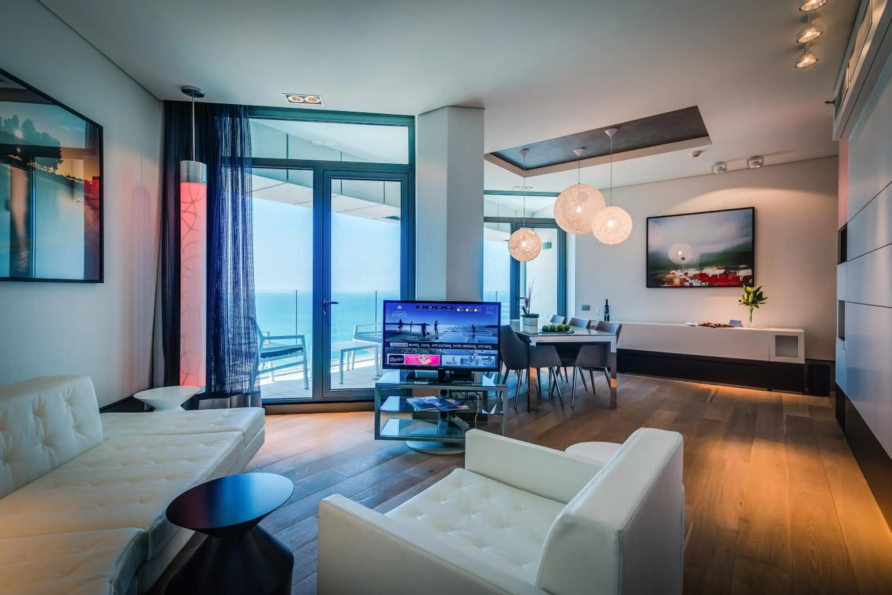 Living room in Royal Beach Hotel Tel Aviv by Isrotel Exclusive