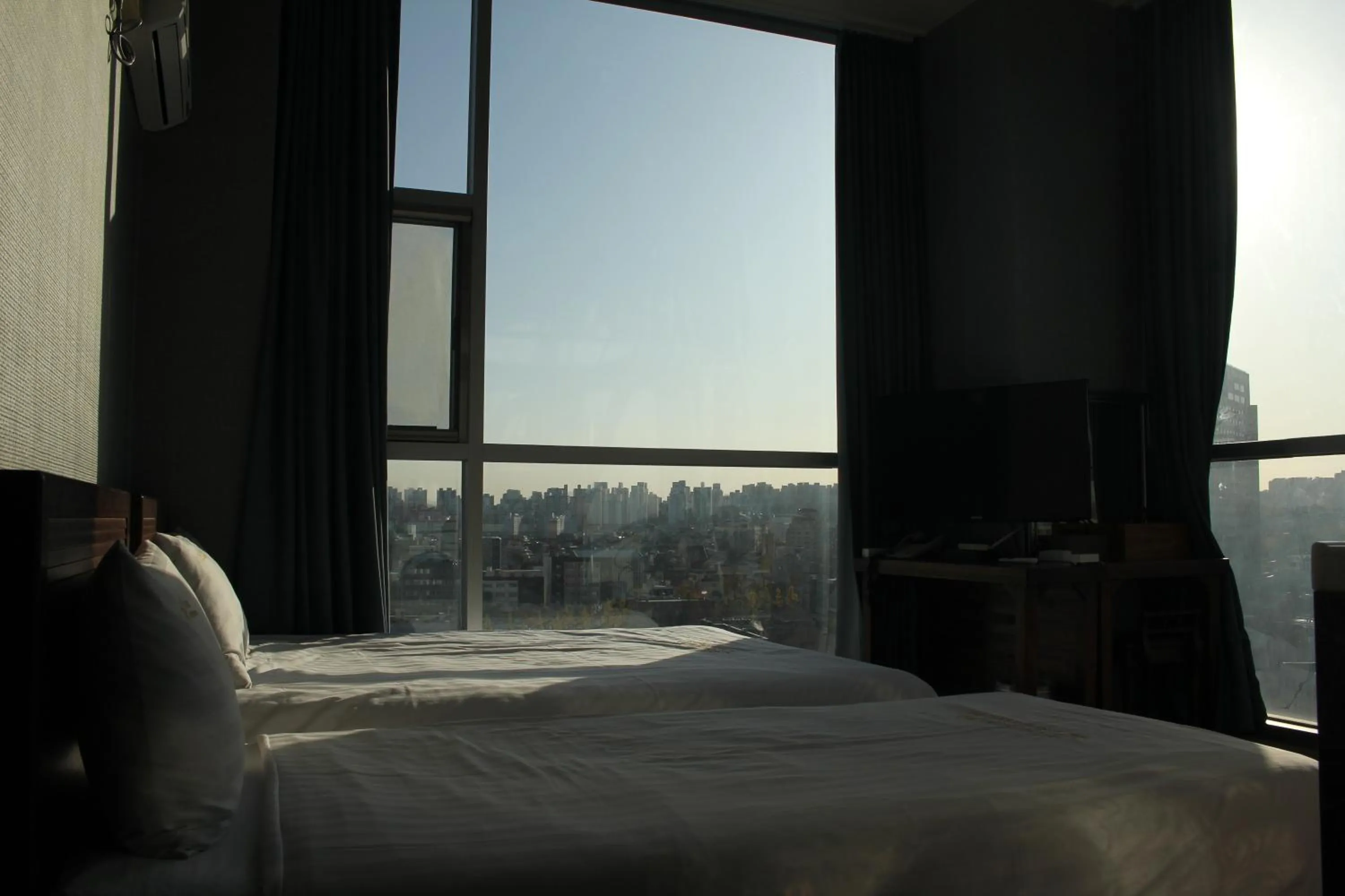 Bed in Myeongdong Merlin Hotel