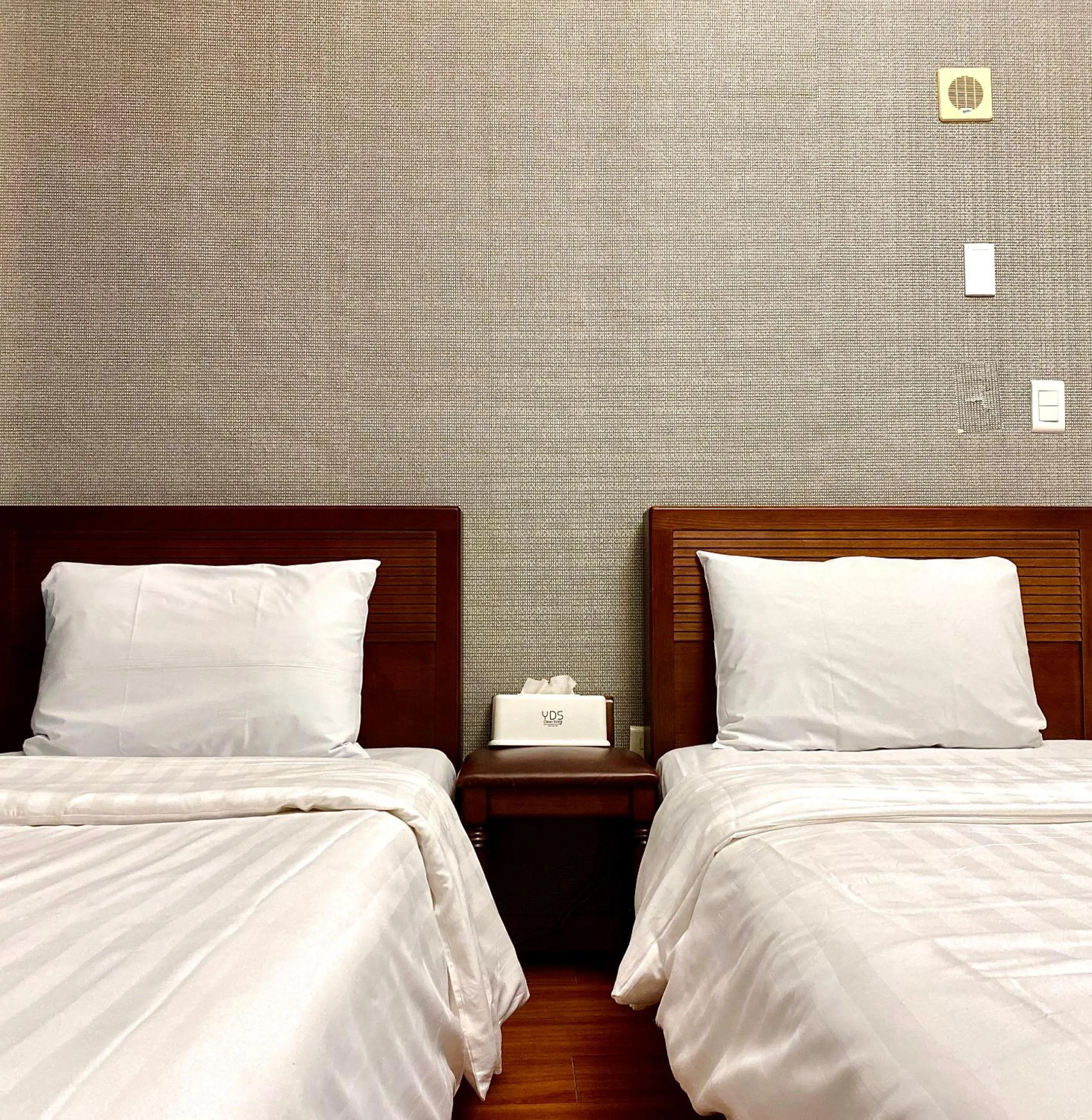 Bed in Myeongdong Merlin Hotel
