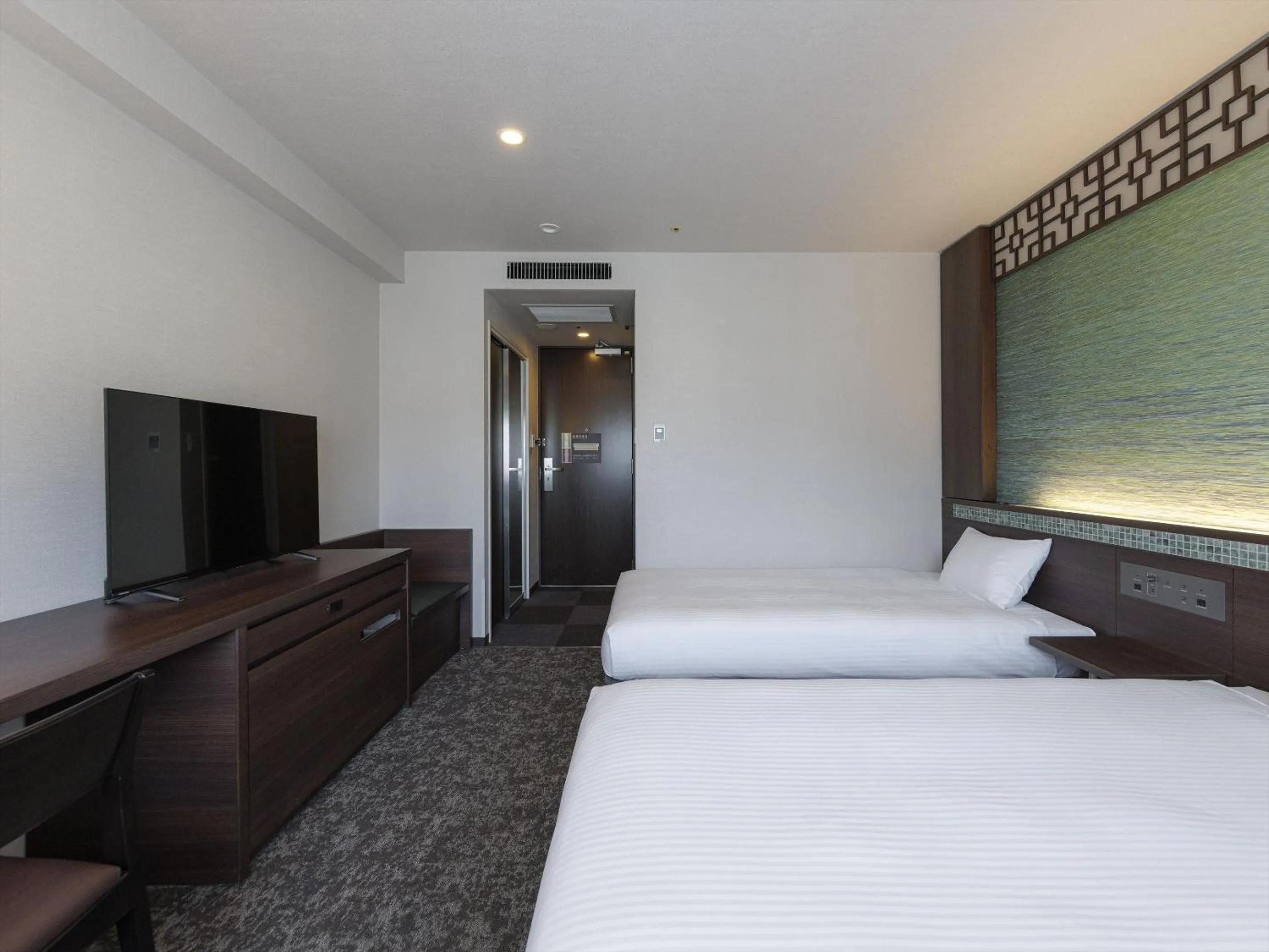 Photo of the whole room, Bed in JR Kyushu Hotel Nagasaki