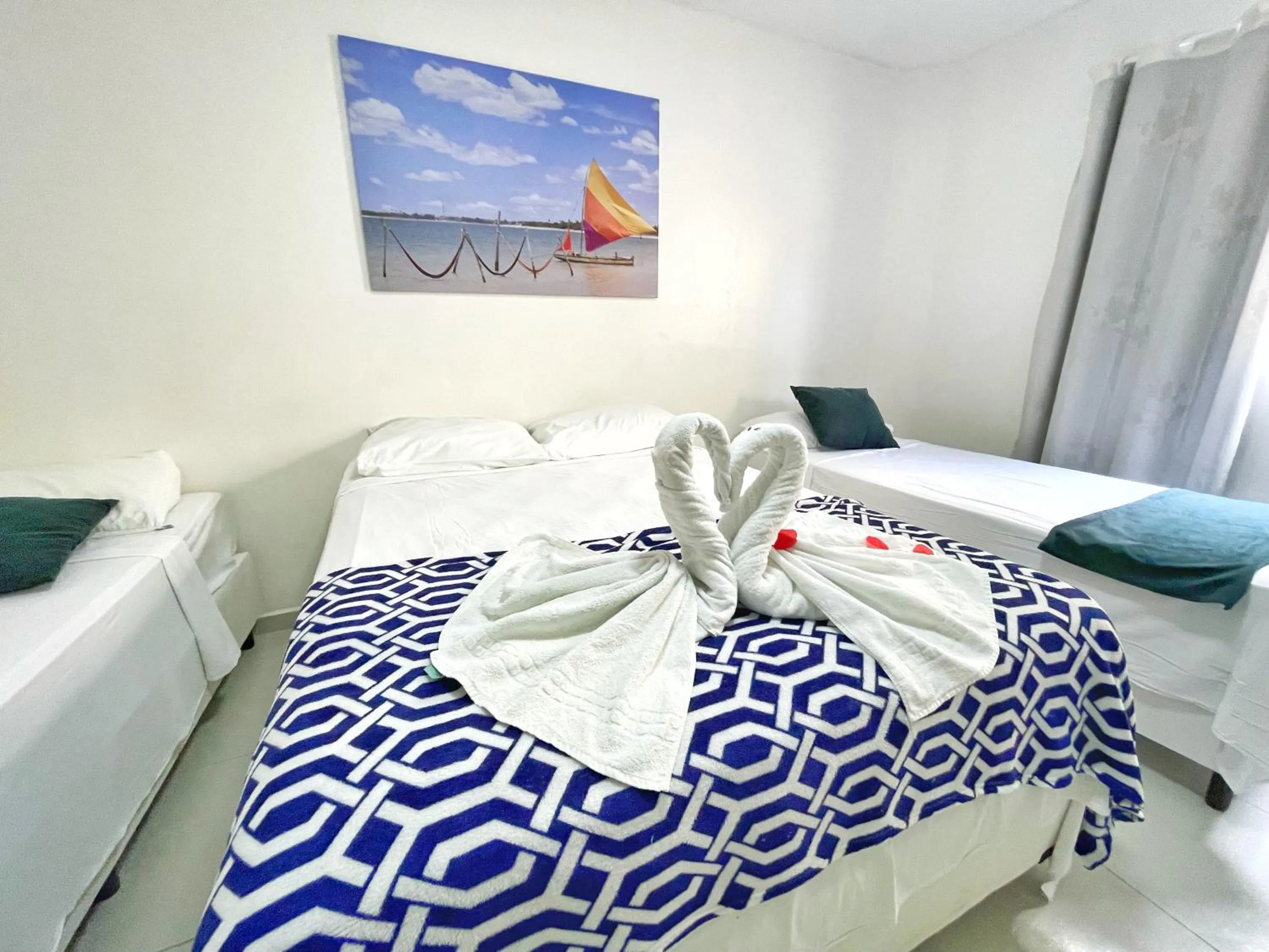 Bed in Pousada Sereia do Porto