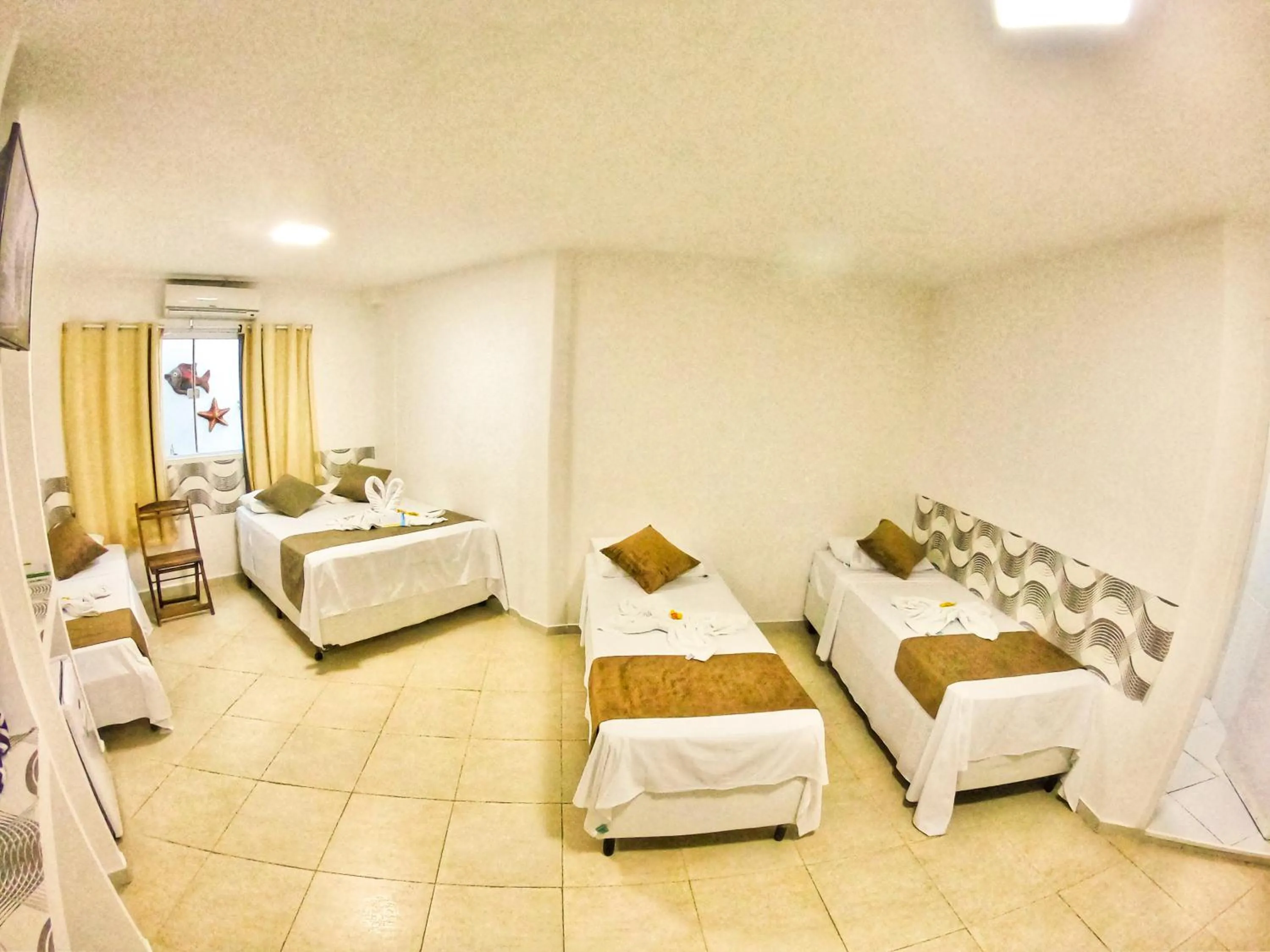 Bed in Pousada Sereia do Porto