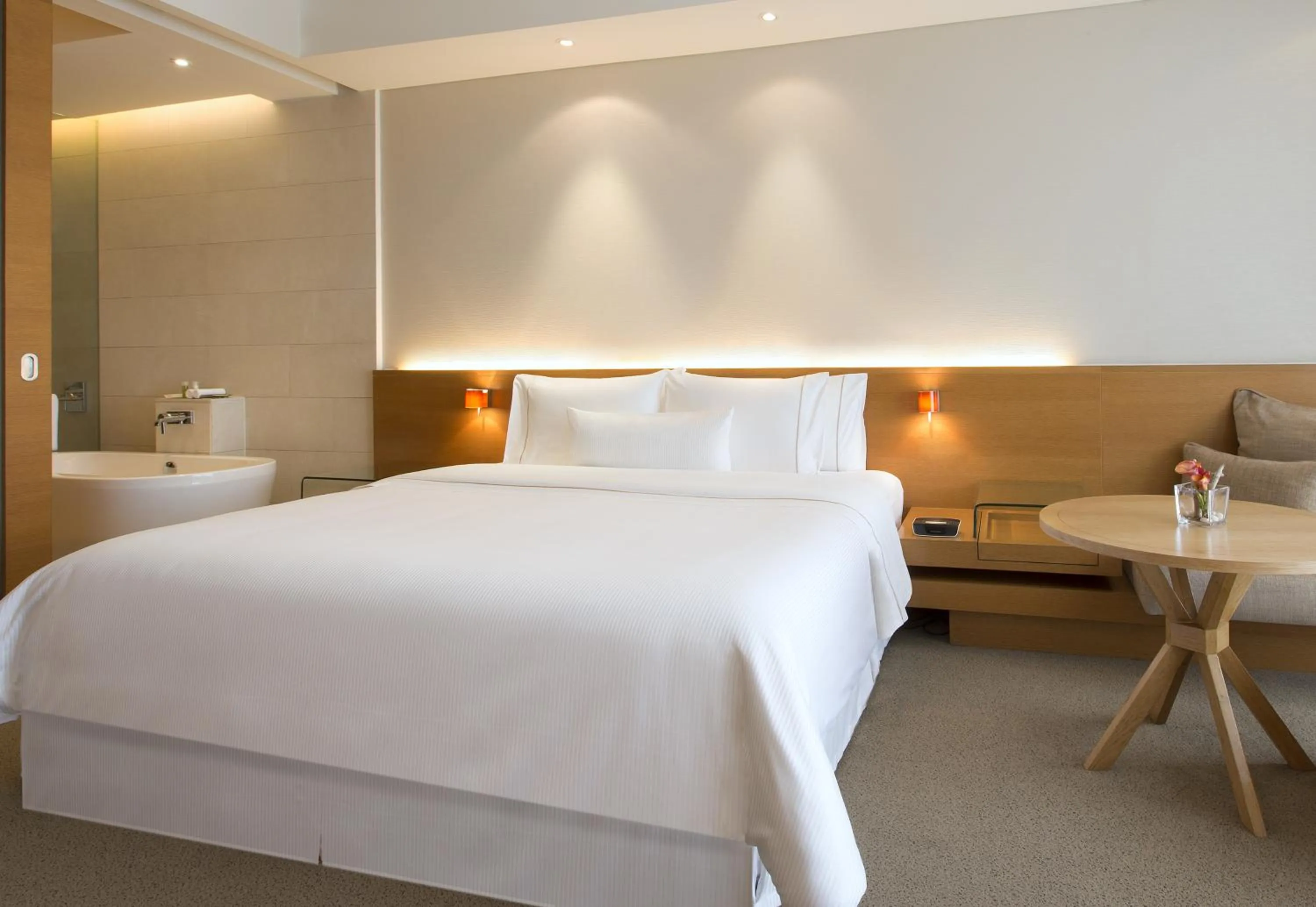 Bed in The Westin Mumbai Garden City