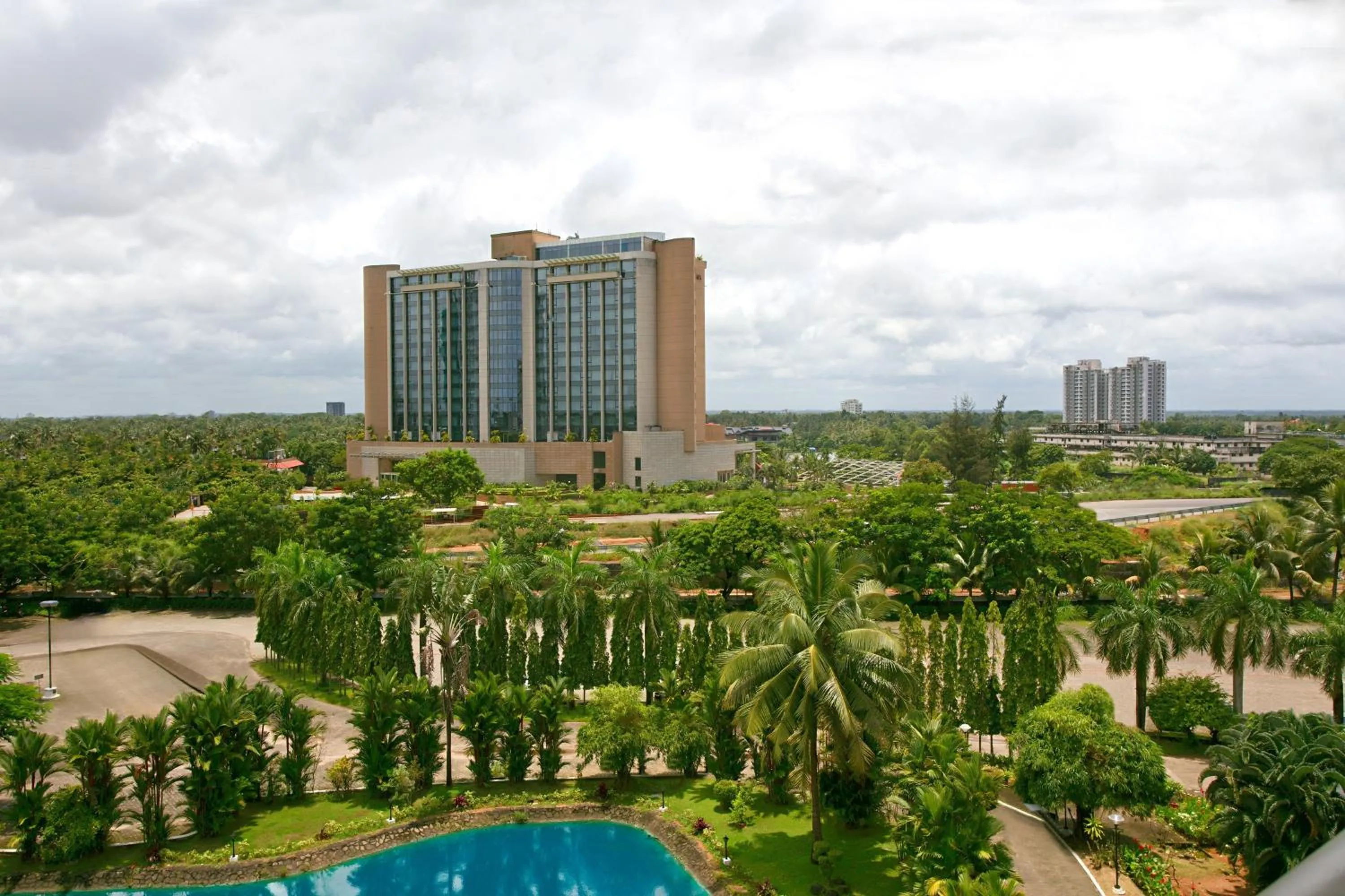 Photo of the whole room in Le Meridien Kochi