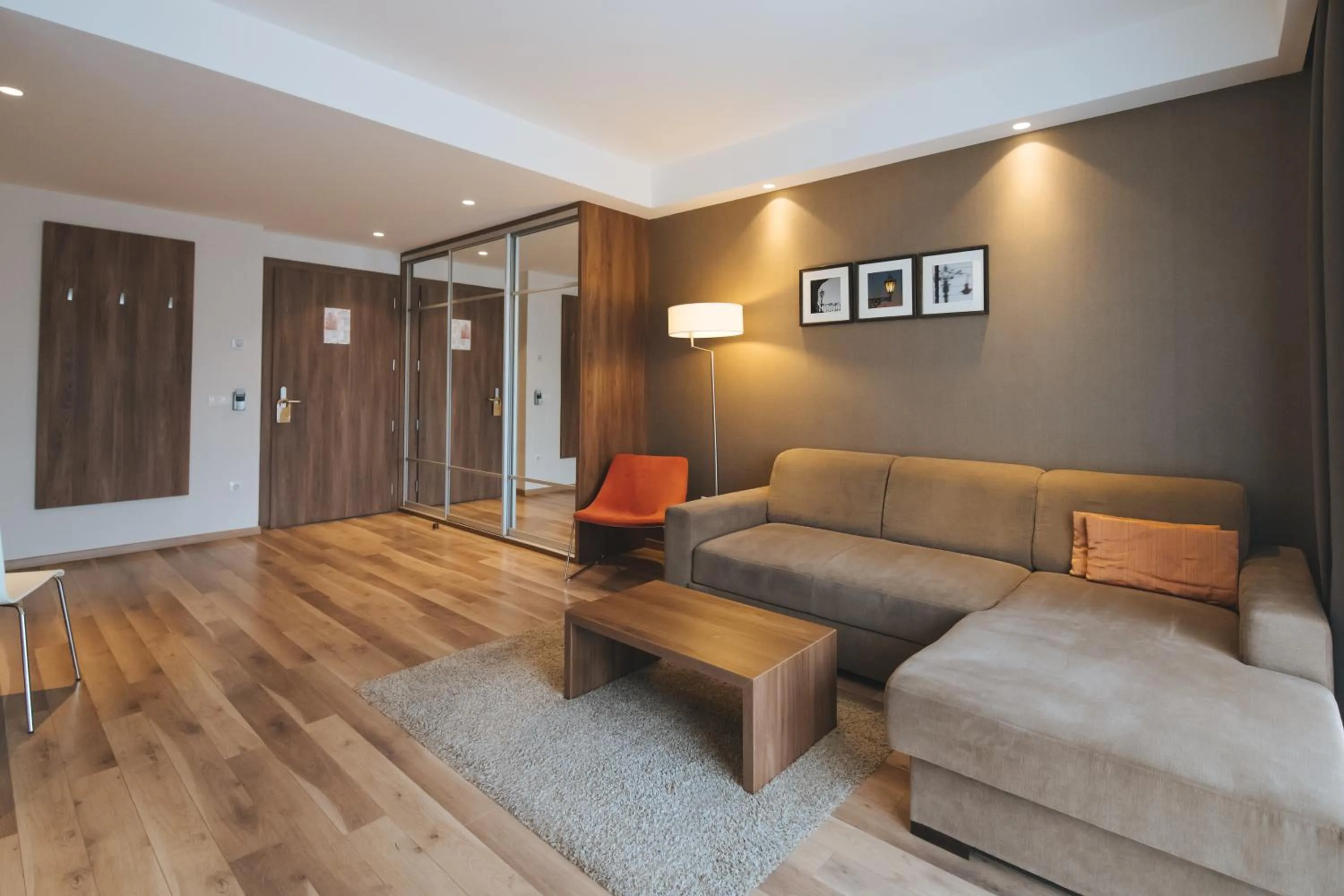 Living room in Imola Hotel Platán