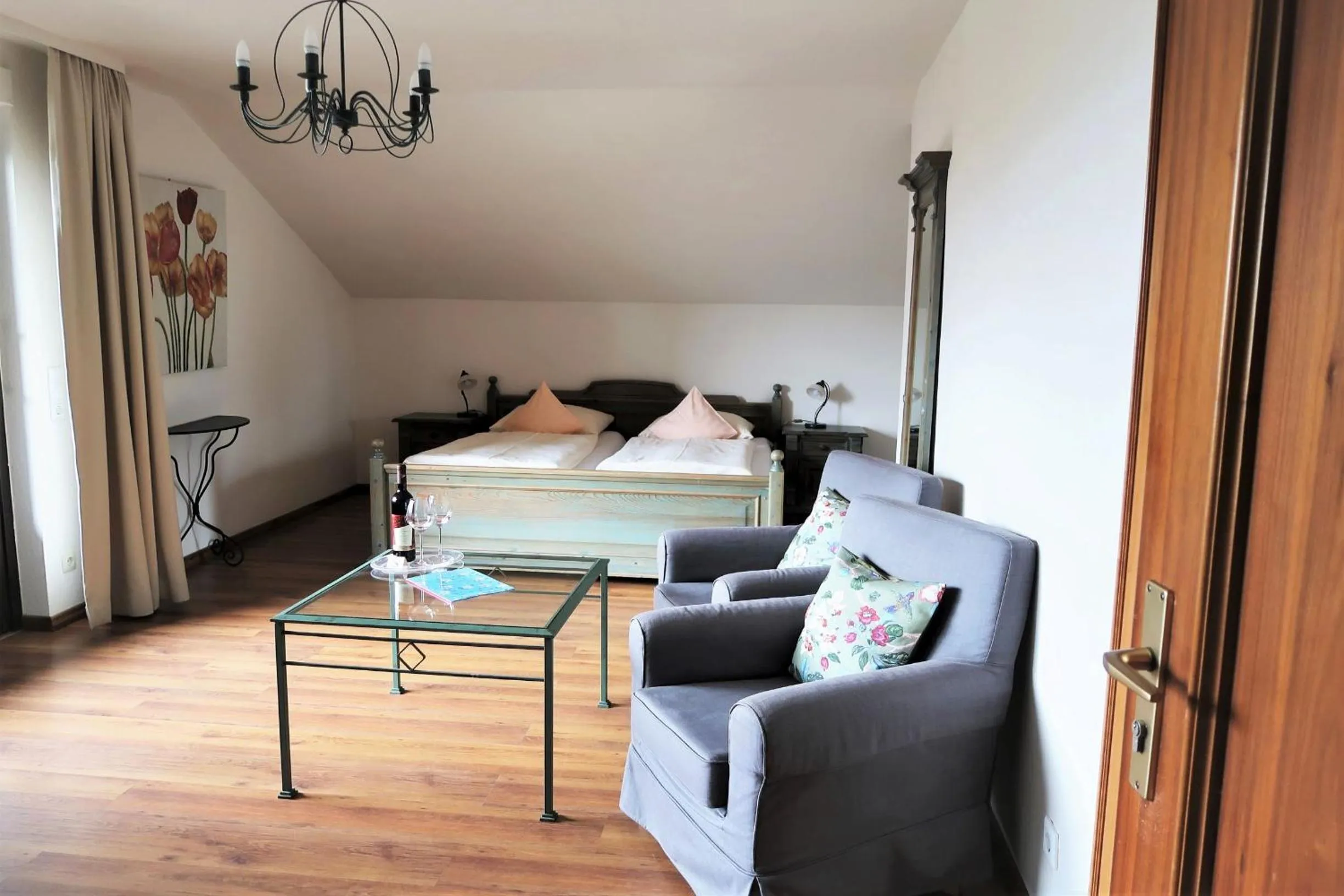 Comfort Double Room with Balcony in Hotel garni Bellevue