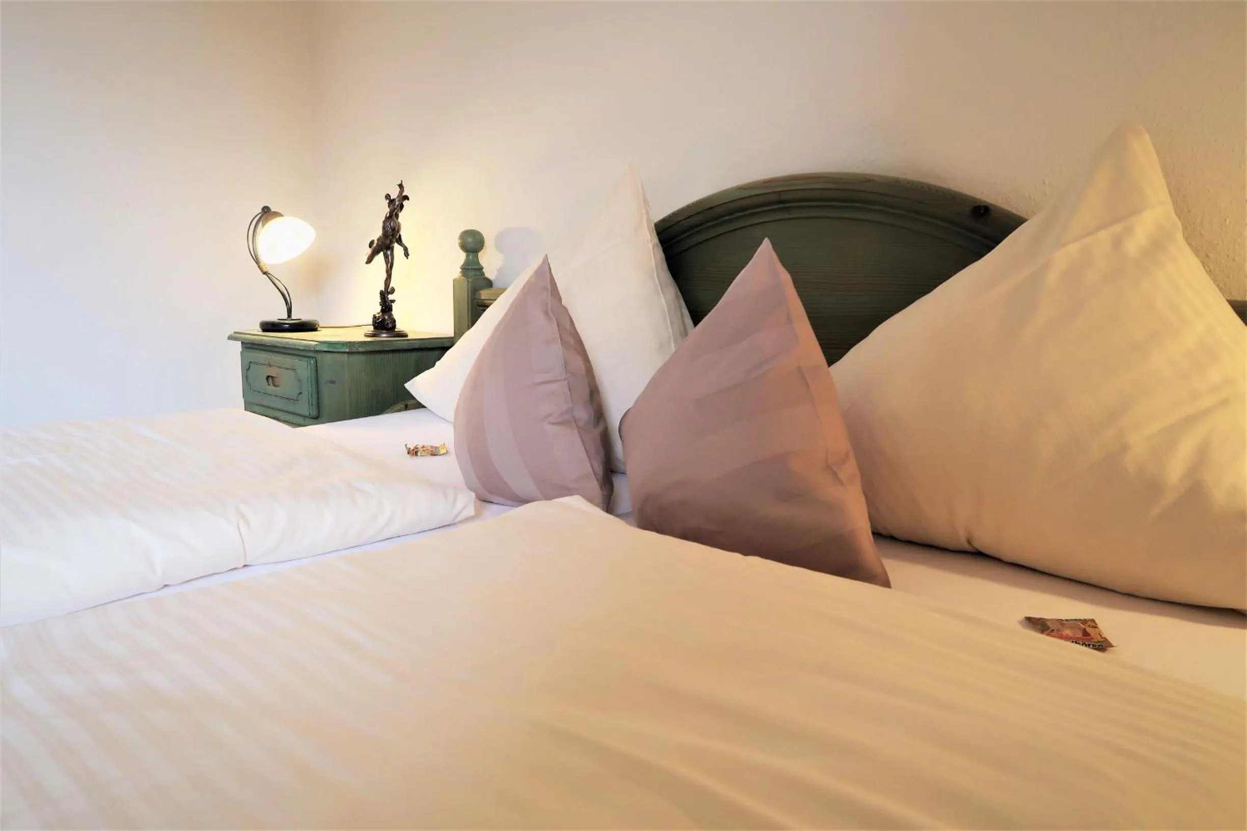 Bed in Hotel garni Bellevue