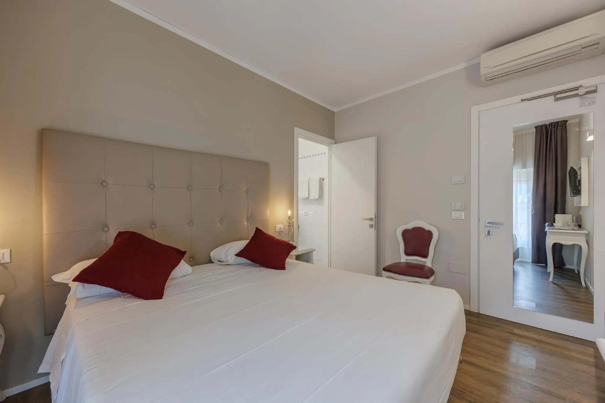 Photo of the whole room, Bed in Hotel Degli Oleandri