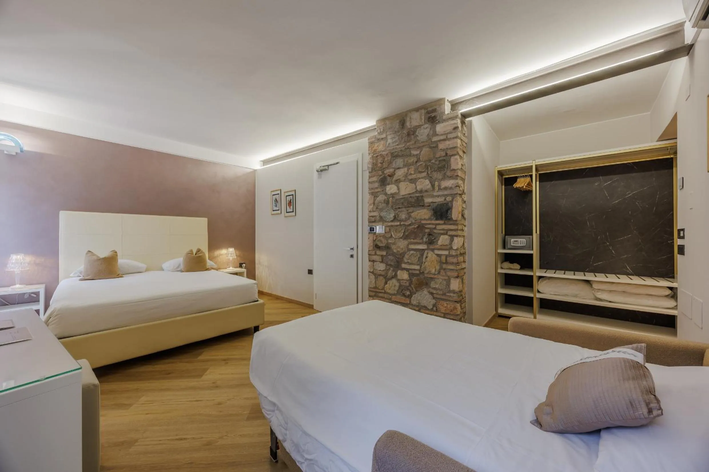 Photo of the whole room, Bed in Hotel Degli Oleandri