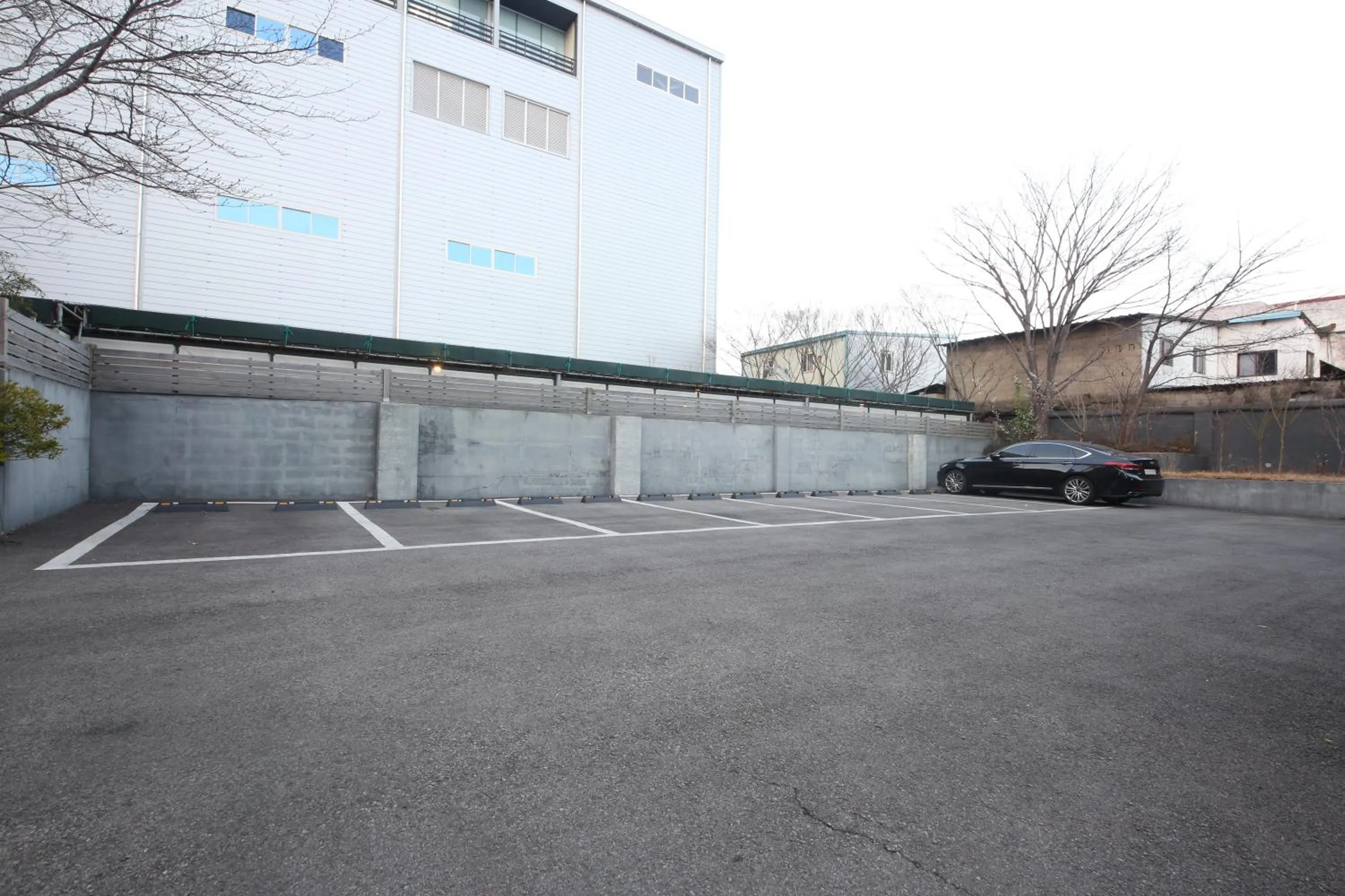 Property building in Hotel Prima Busan