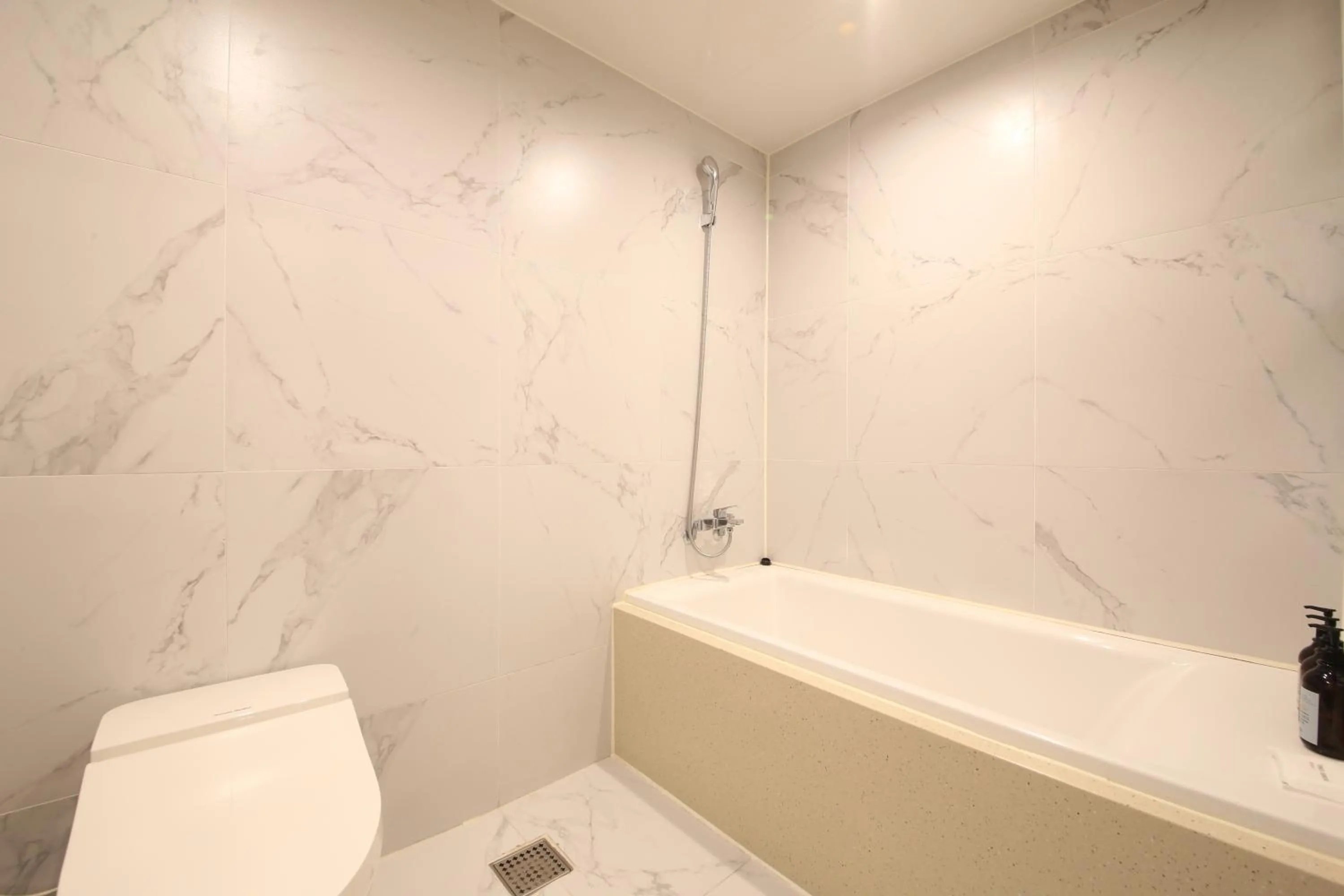 Toilet in Hotel Prima Busan