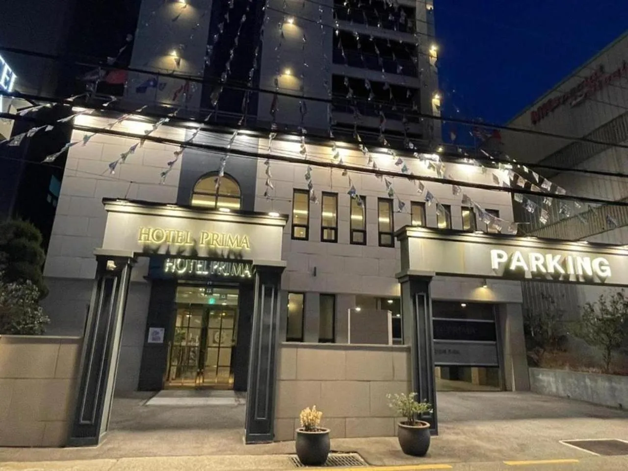 Property building in Hotel Prima Busan