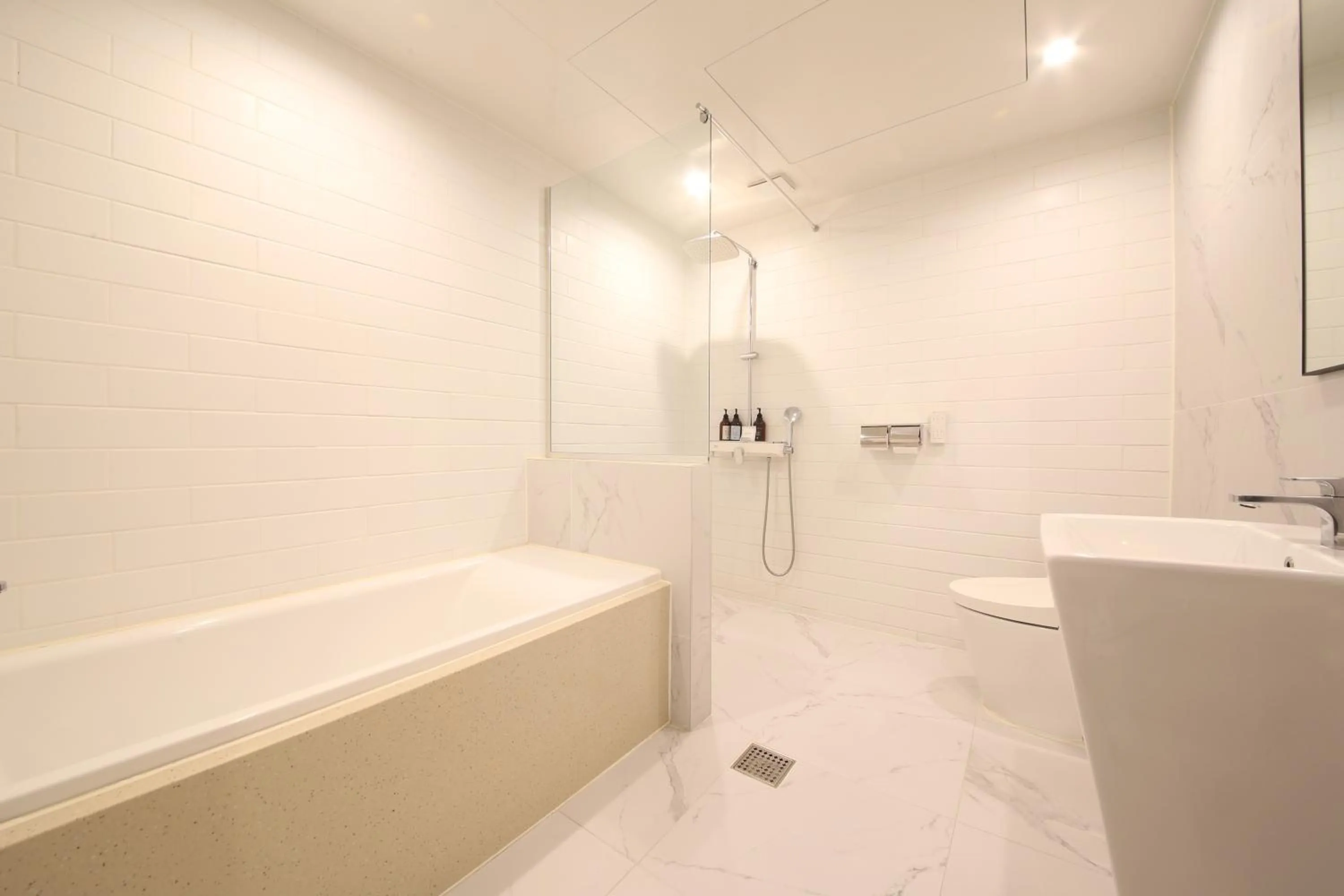 Shower in Hotel Prima Busan