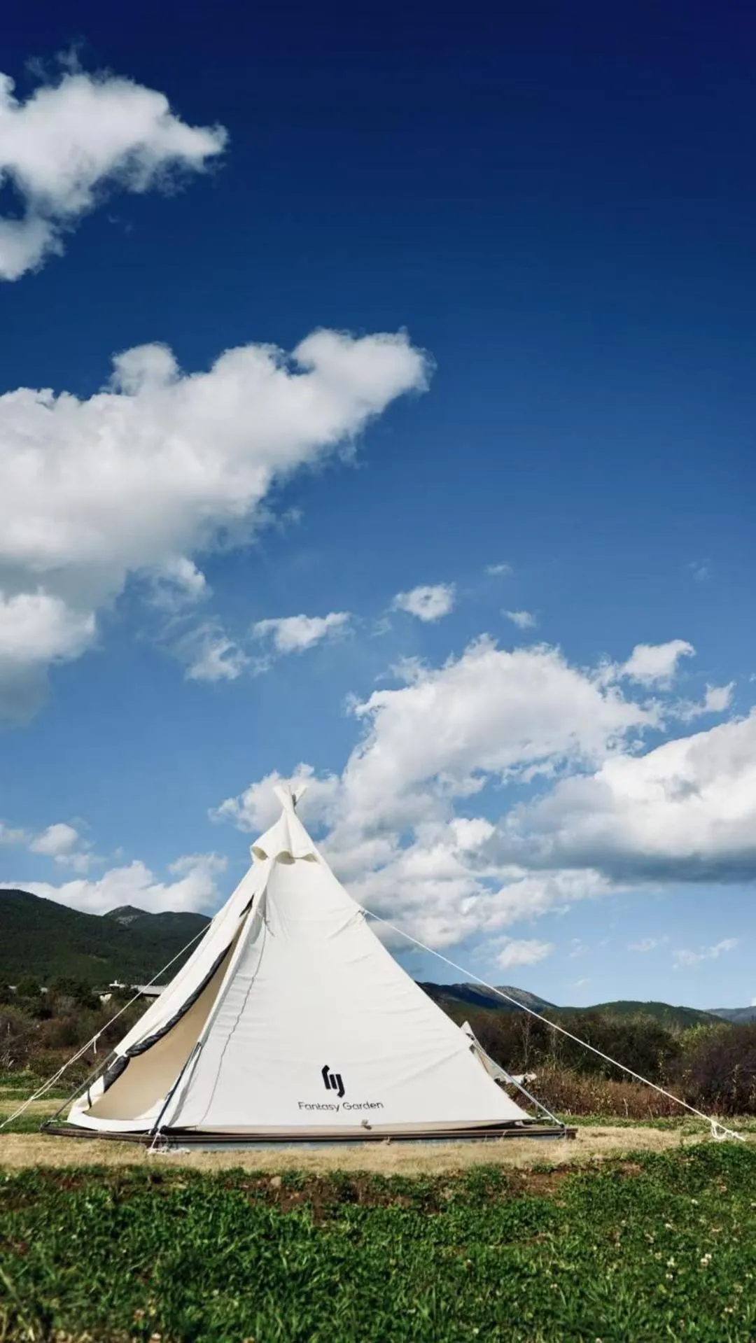 Property building in The Rock Hotel