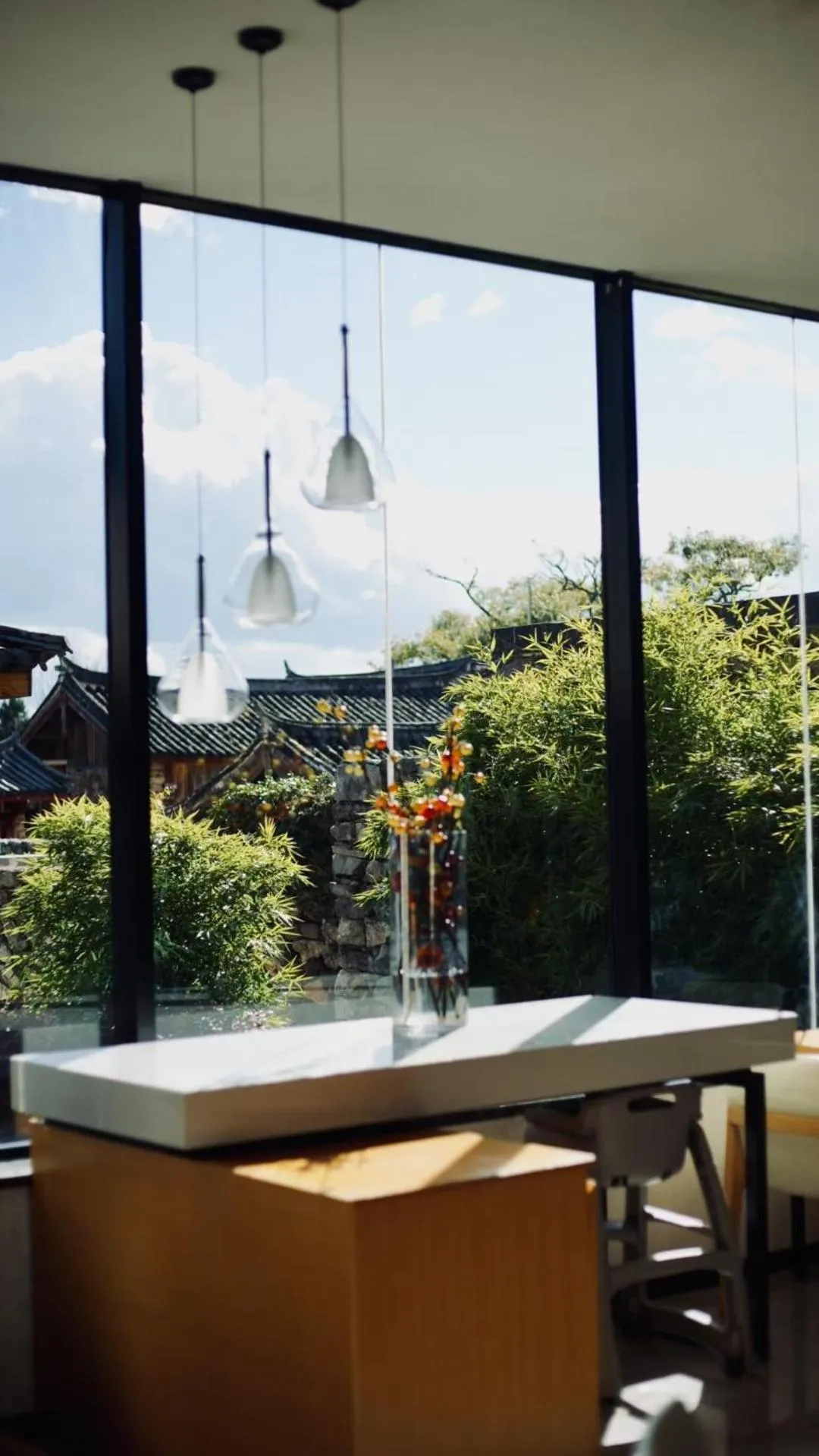 Restaurant/places to eat in The Rock Hotel