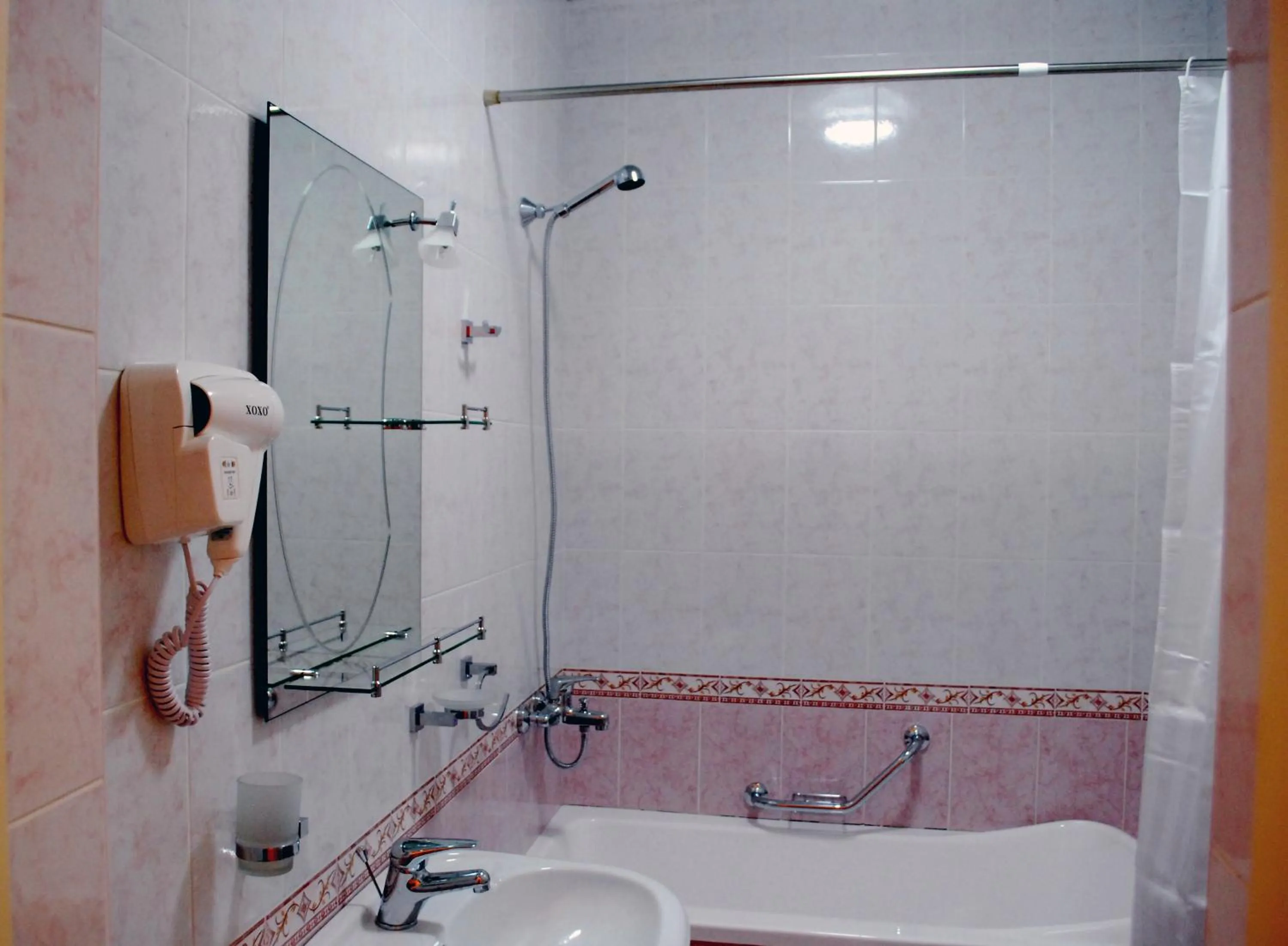 Bathroom in Jahon Palace