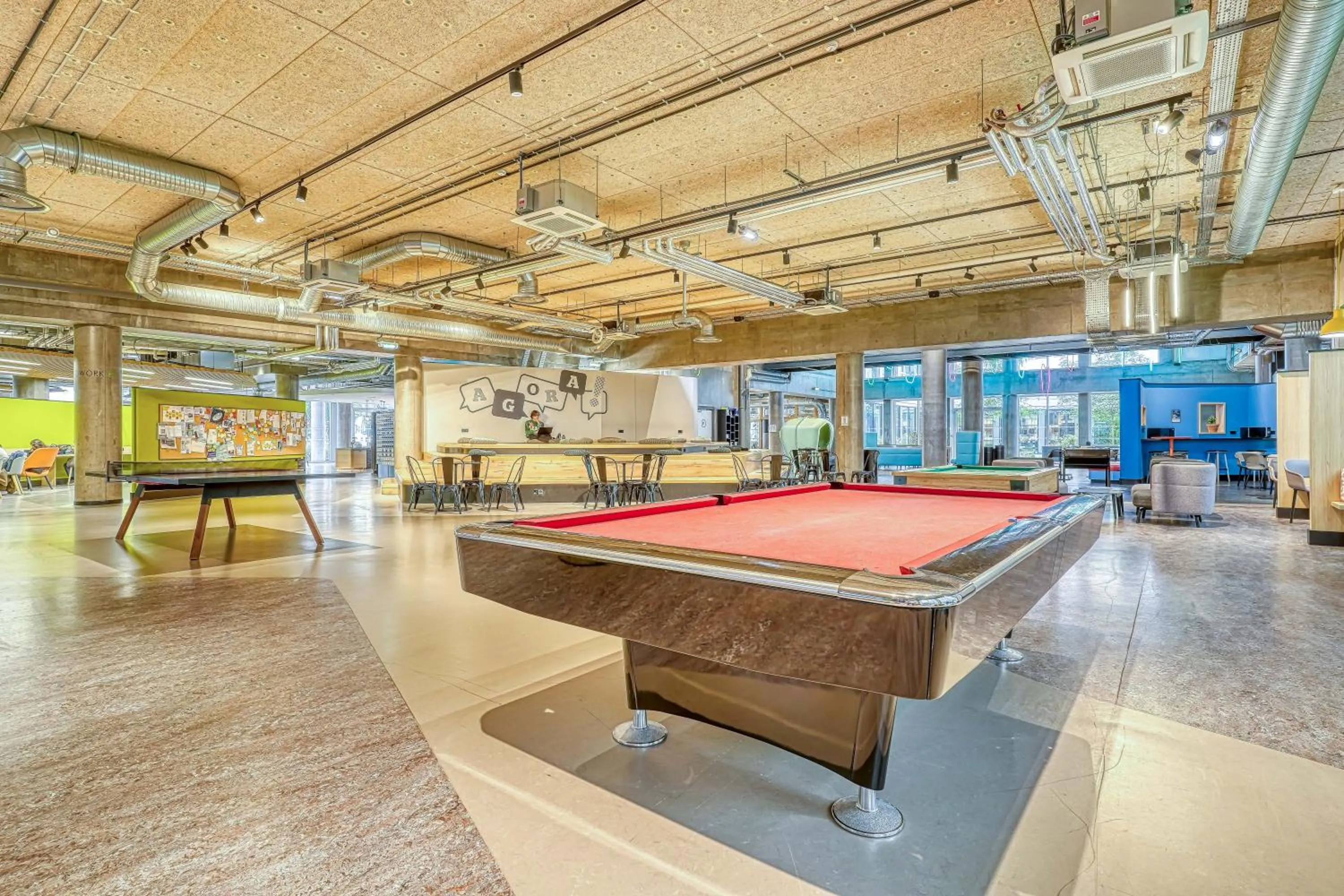 Game Room in ECLA Paris Massy Palaiseau