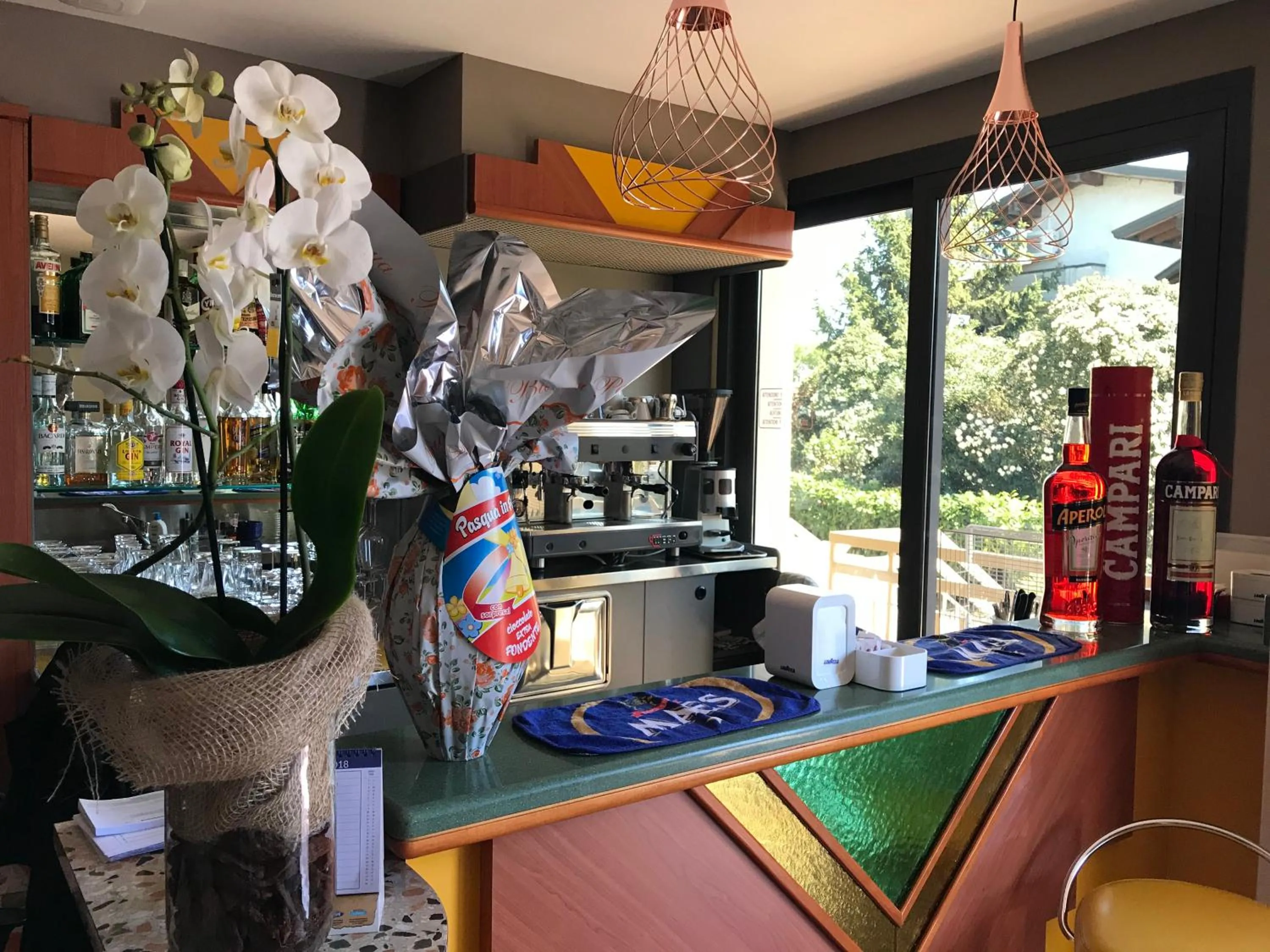 Communal lounge/ TV room in Hotel Villa Rosa